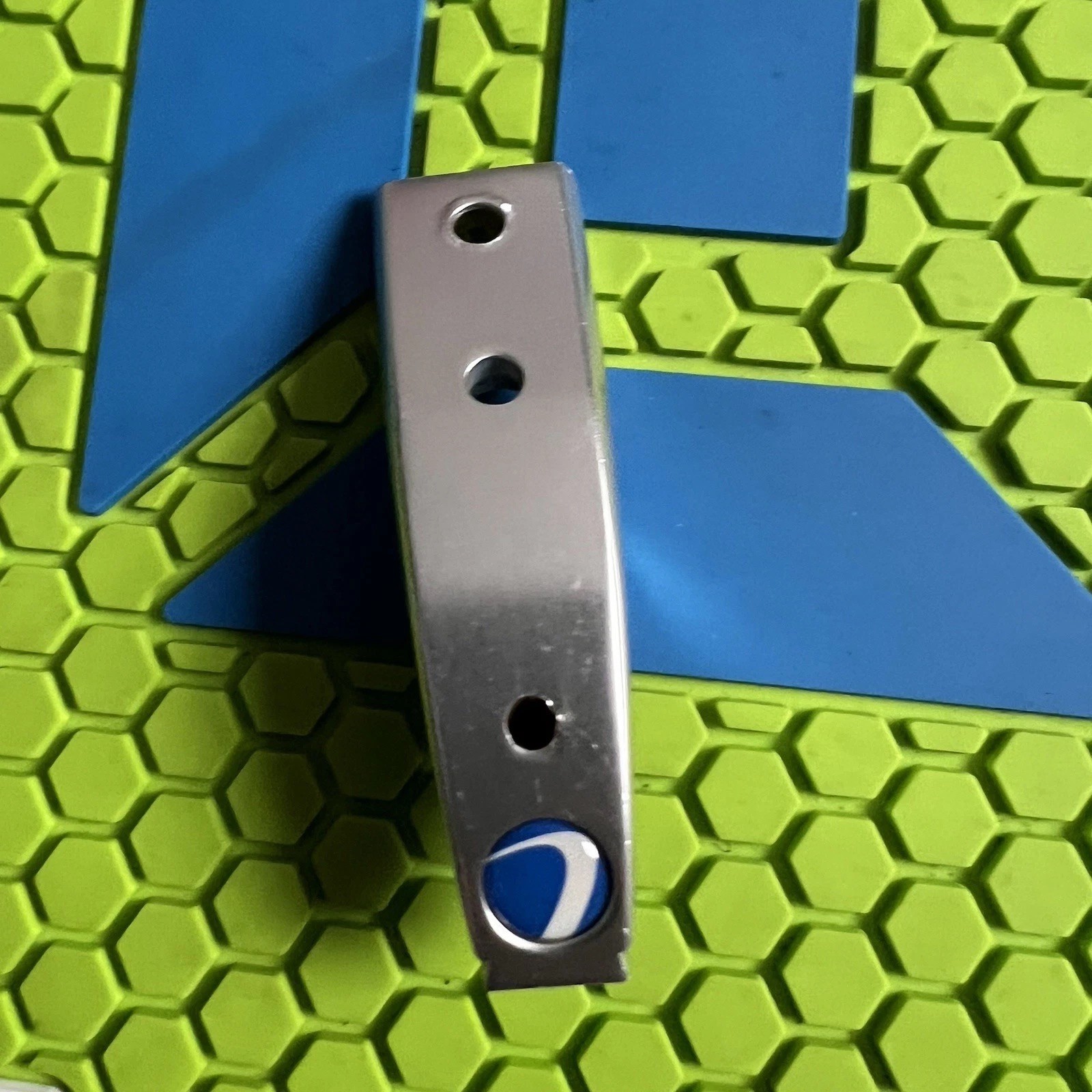 DYE PAINTBALL DOVETAIL ASA DROP FORWARD RAIL + MOUNTING SCREWS - SILVER (READ)