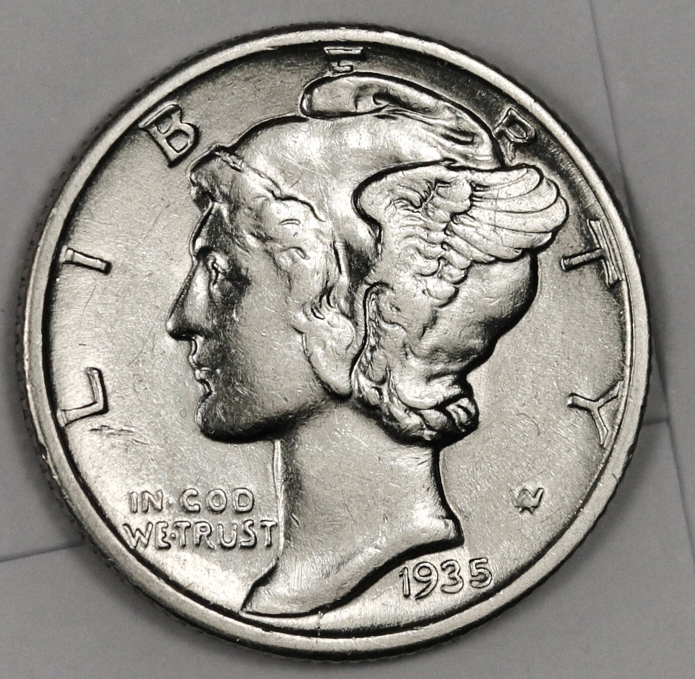 1935 Mercury Head Dime.  AU.  Inventory I. 176927