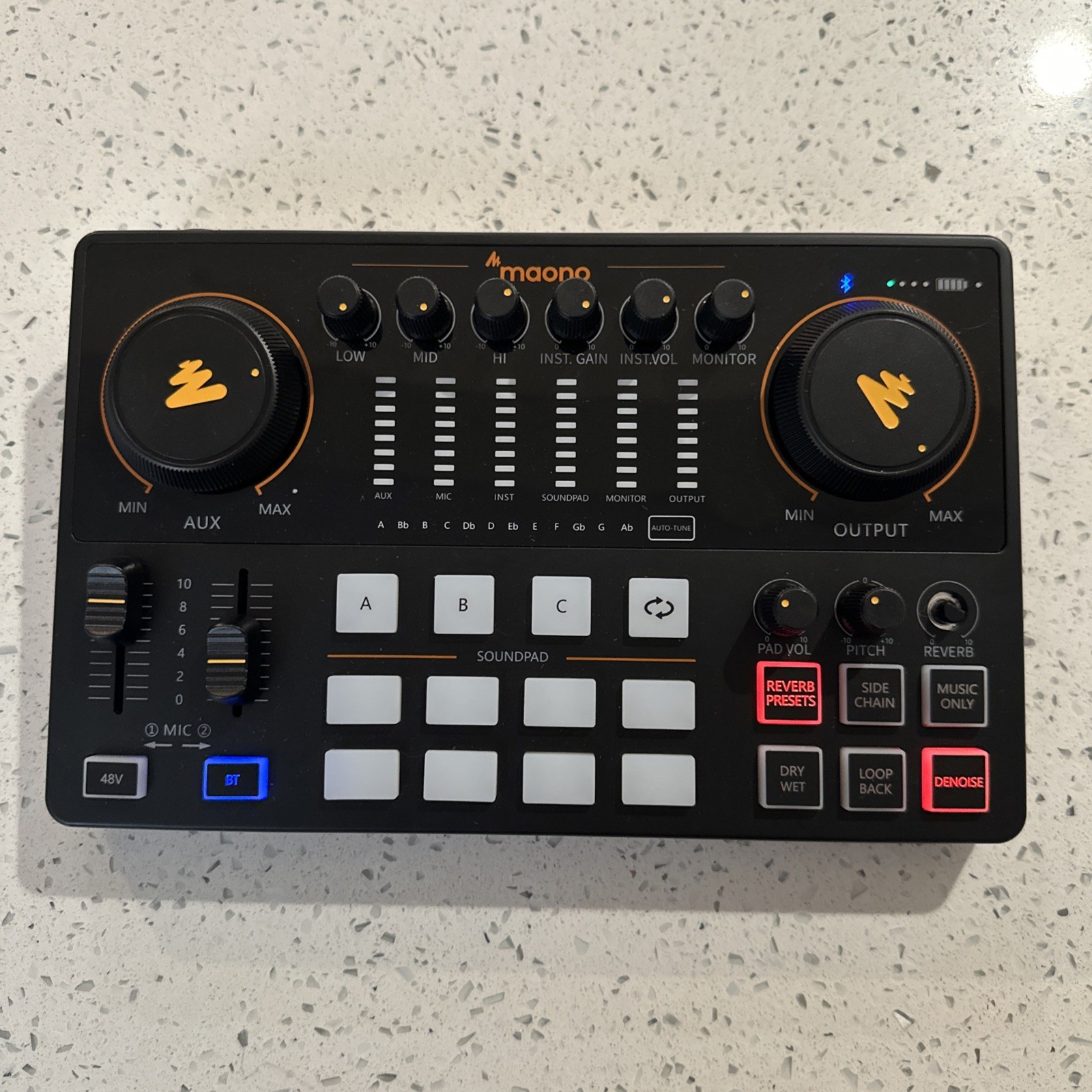 MAONO MaonoCaster E2 AME2 10-Channel Podcast Audio Mixer NO BOX
