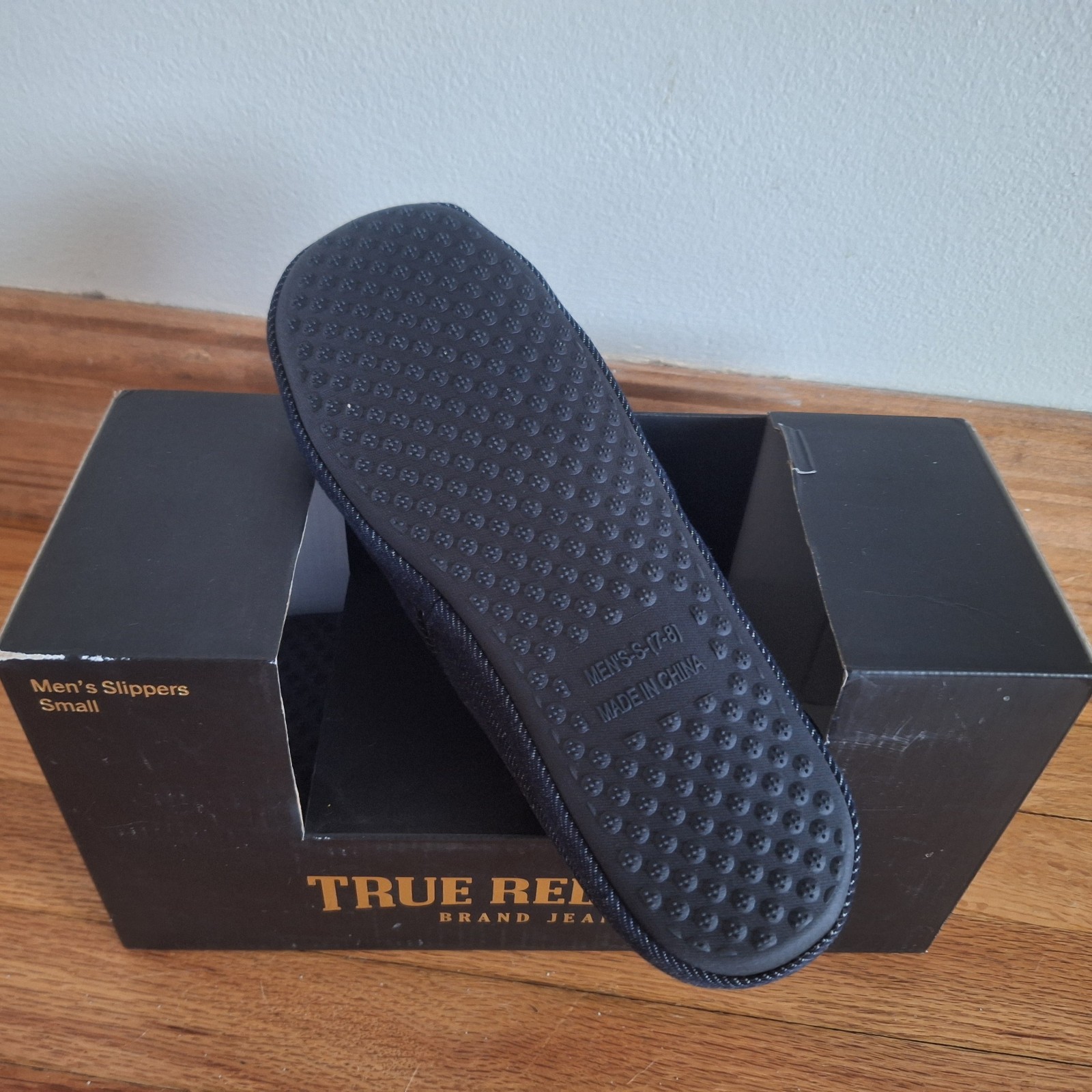 True Religion Mens Faux Denim Slippers Grey Blue Small 7-8 New In Box