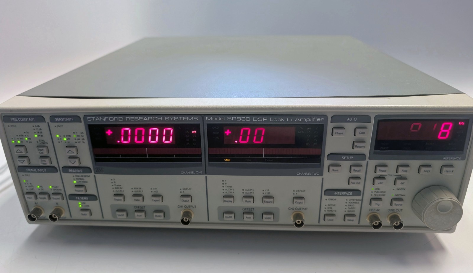 Stanford Research Systems SR830 DSP Lock-In Amplifier