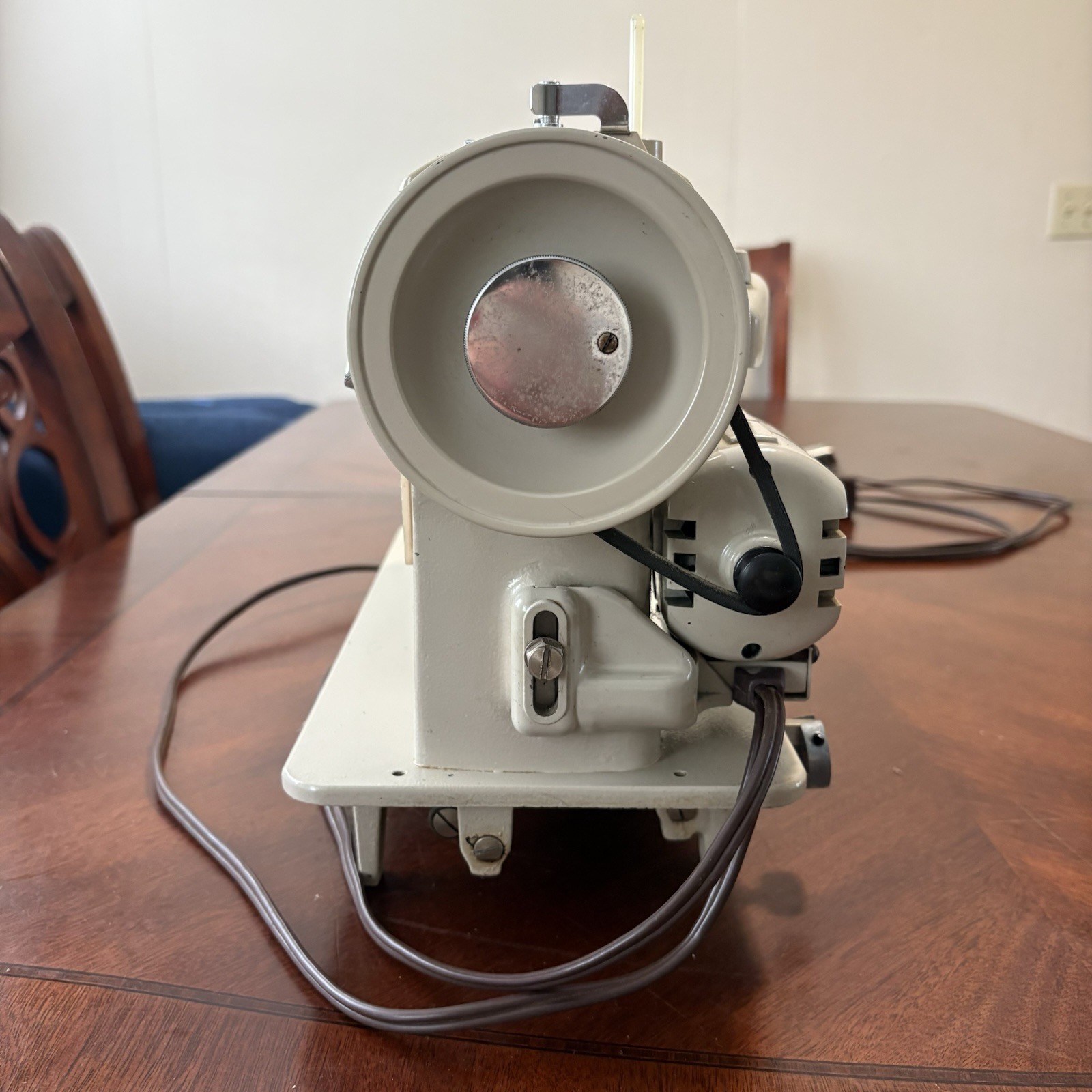 SINGER 237 Straight/Zigzag Sewing Machine, Parts/Repair