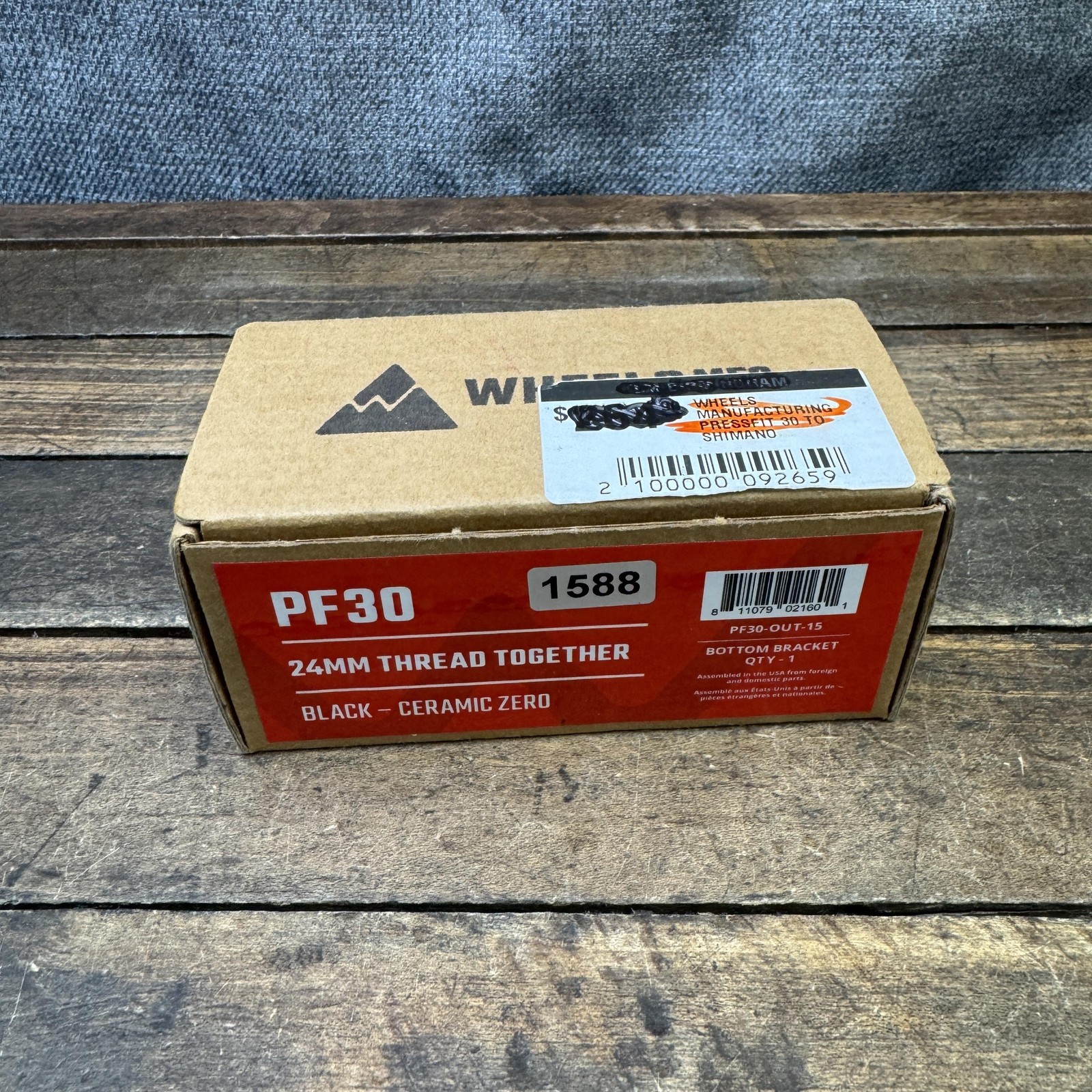 Wheels MFG PF30-OUT-15 Bottom Bracket 24mm Threaded Black Ceramic Zero