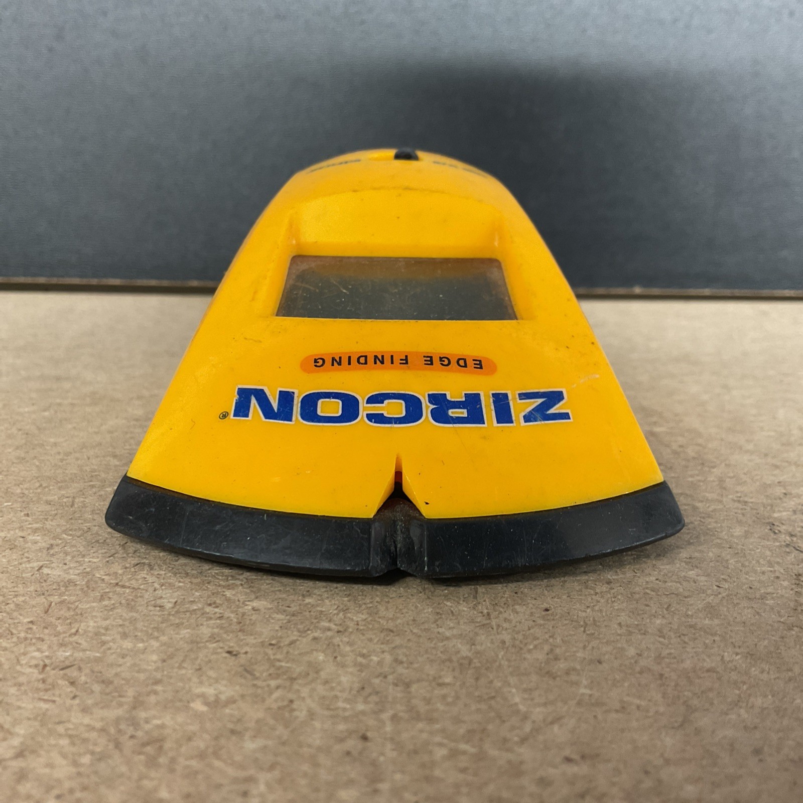 Zircon Edge Finding StudSensor Electronic Stud Finder Model e50