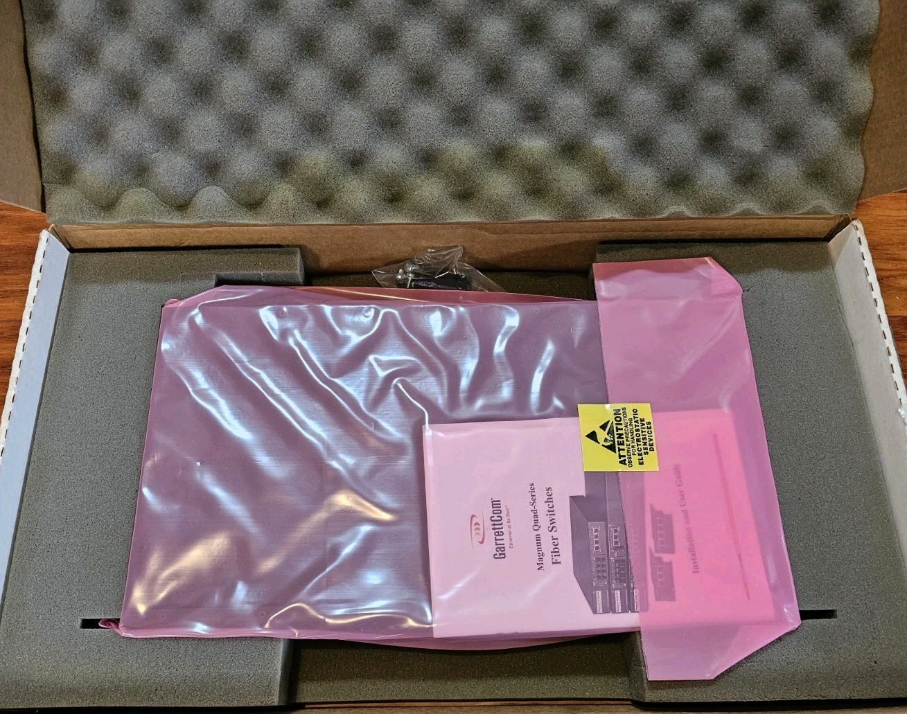 GarrettCom Magnum Q-Series Mixed-Media Fiber Switches QS5116-48VDC w/4-QPM-RJ45