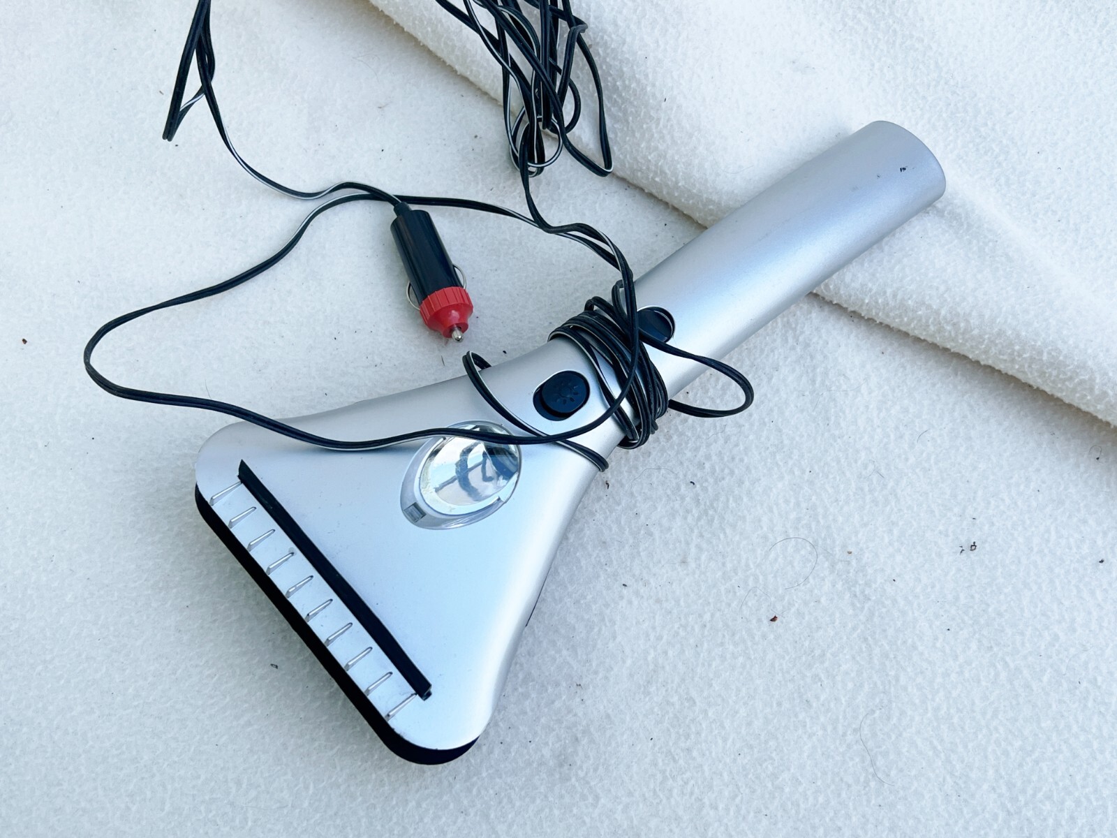 ELECTRIC HEATED SNOW ICE SCRAPER FOR CAR 12V