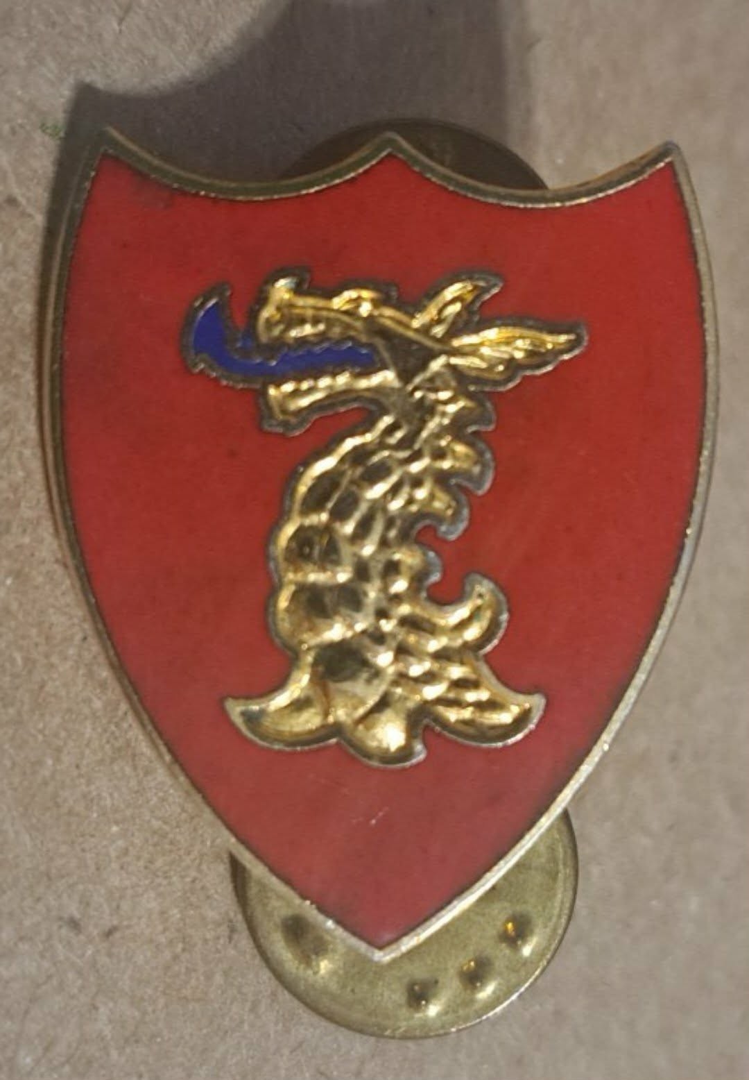 114 Field Artillery Regiment Unit Crest Lapel Pin