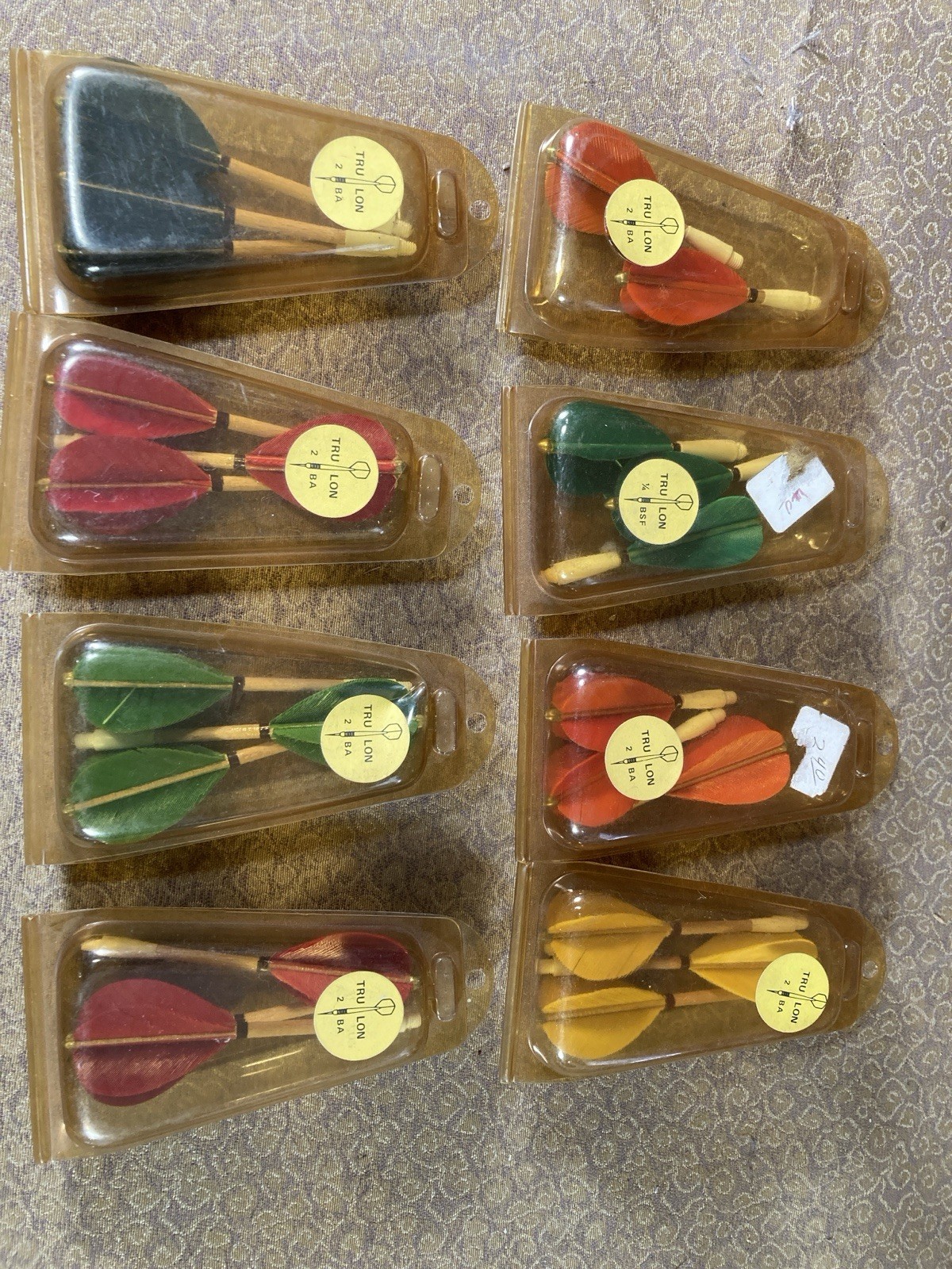 8 Packs of  Vintage TRU LON Feather Dart Flights 23 Total Made in England