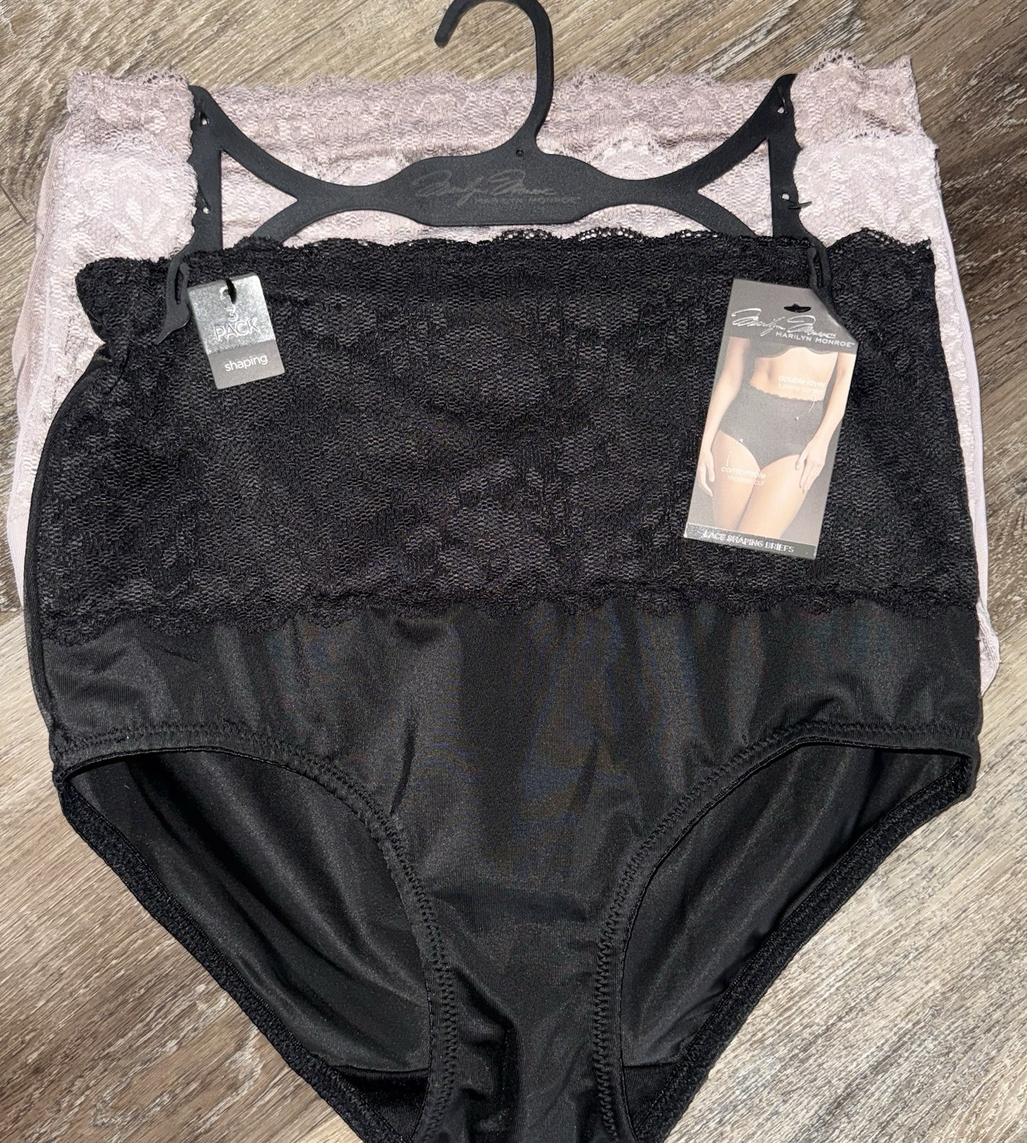 Marilyn Monroe Womens Shaping Brief Underwear Panties Moderate Control 3-Pair, L