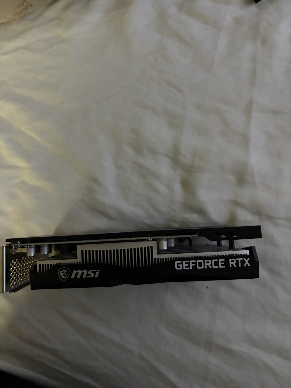 MSI NVIDIA GeForce RTX 3050 8GB Dual Fan Heatsink HDMI/DP PCIe x16