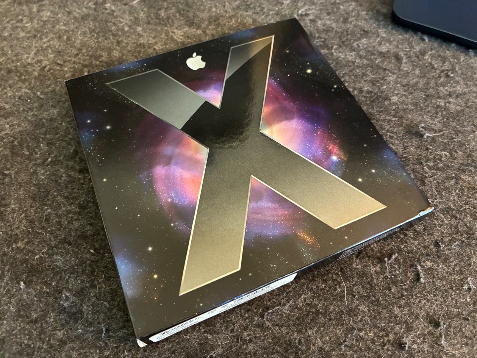 Apple Mac OS X Leopard version 10.5 w/Manual