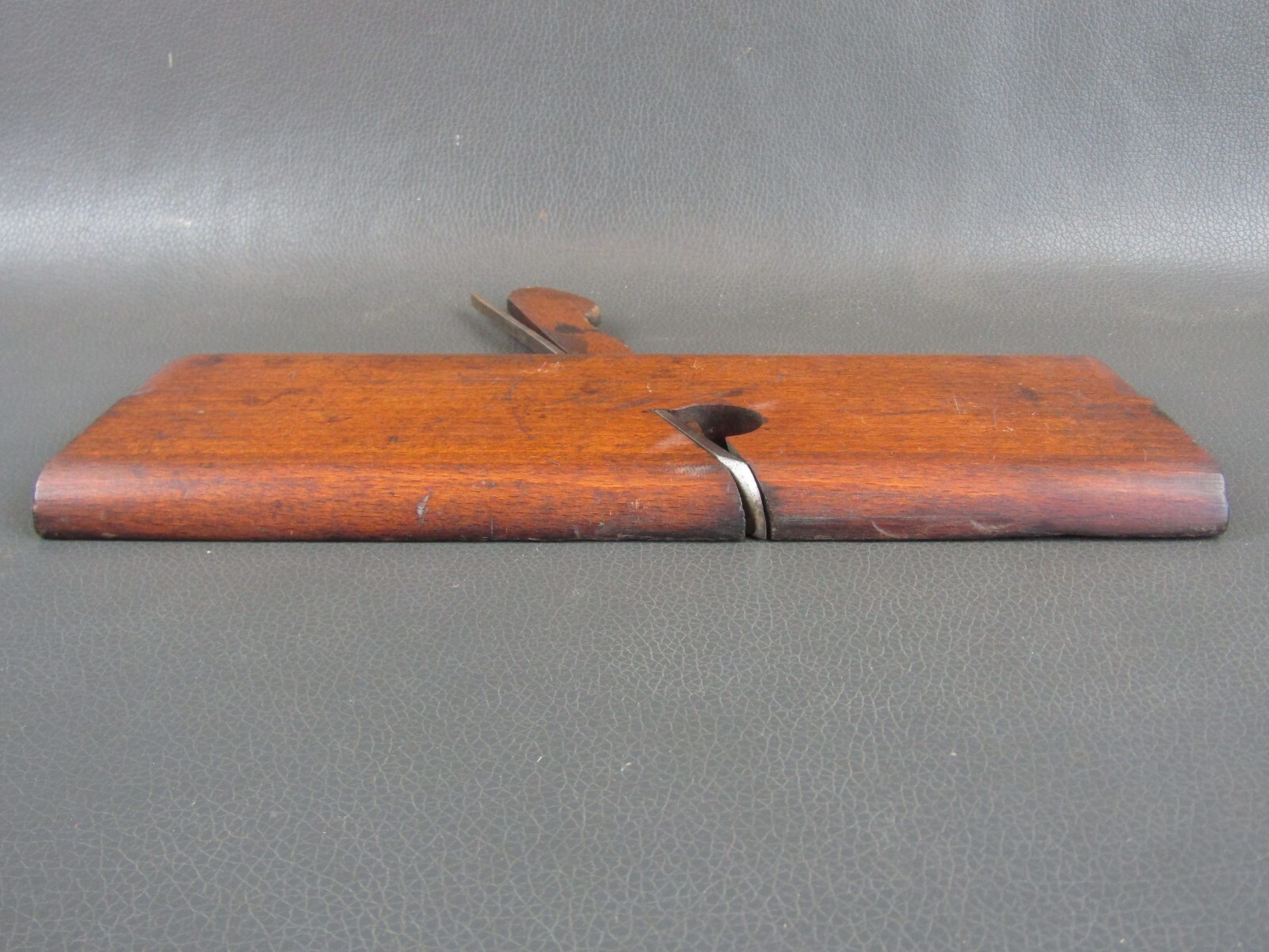 Wooden moulding side or half round plane vintage old tool