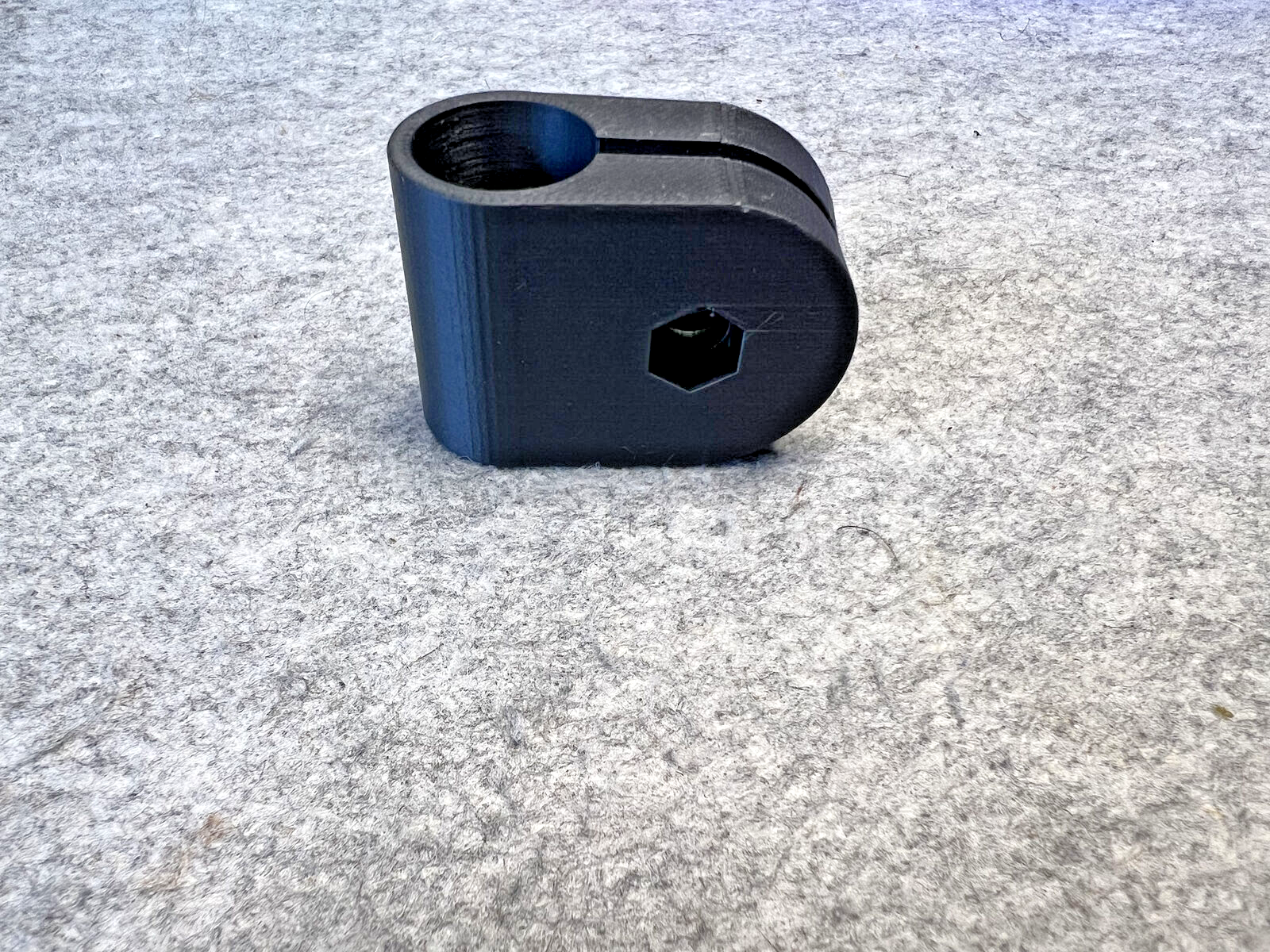 Simmons Titan 50 Drum Bracket