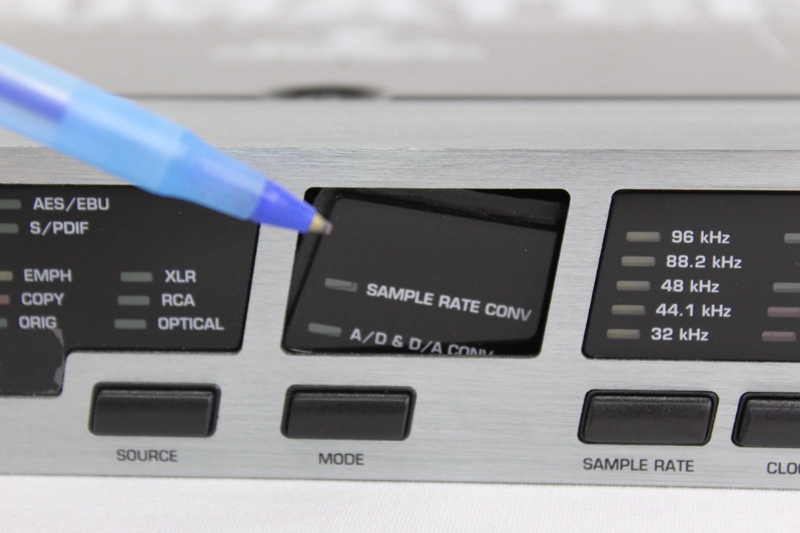 Behringer UltraMatch Pro 24-Bit/96 KHZ A/D-D/A & Sample Rate Converter SRC2496