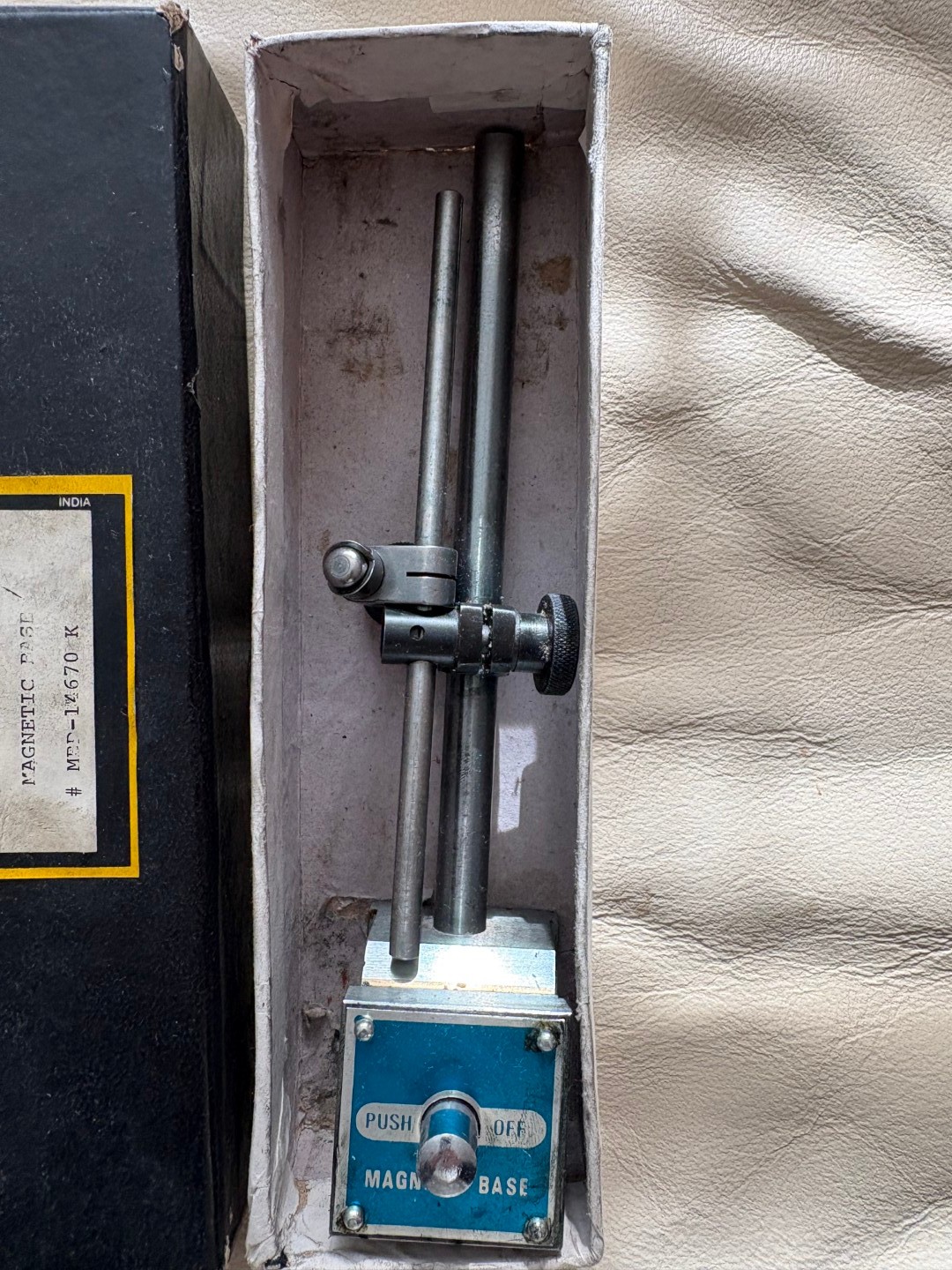 J&L Industrial Supply Magnetic Base MBB-14670 K - Dial Indicator Holder - Boxed