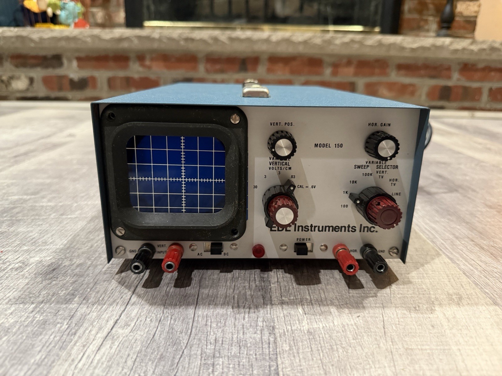 EDL Instruments Model 150 General Purpose Oscilloscope Vintage Lab Device-TESTED