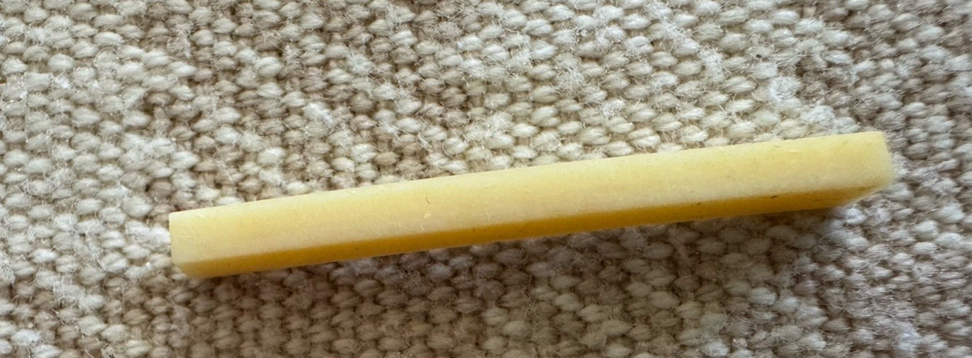 GENUINE AGED BONE NUT for Fender US MEX TELE STRAT ETC Guitar CURVED Bottom 1545