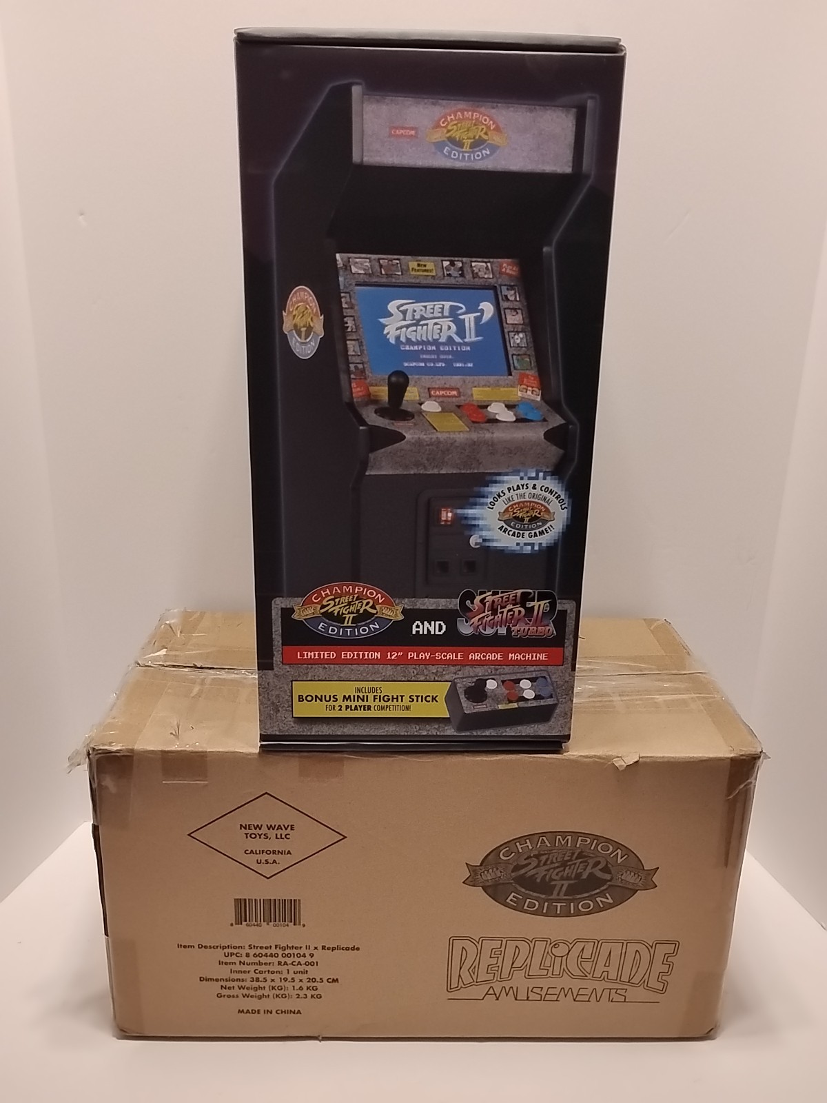 New Wave Toys 1/6 Scale Street Fighter II Champion Edition Mini Arcade Replicade
