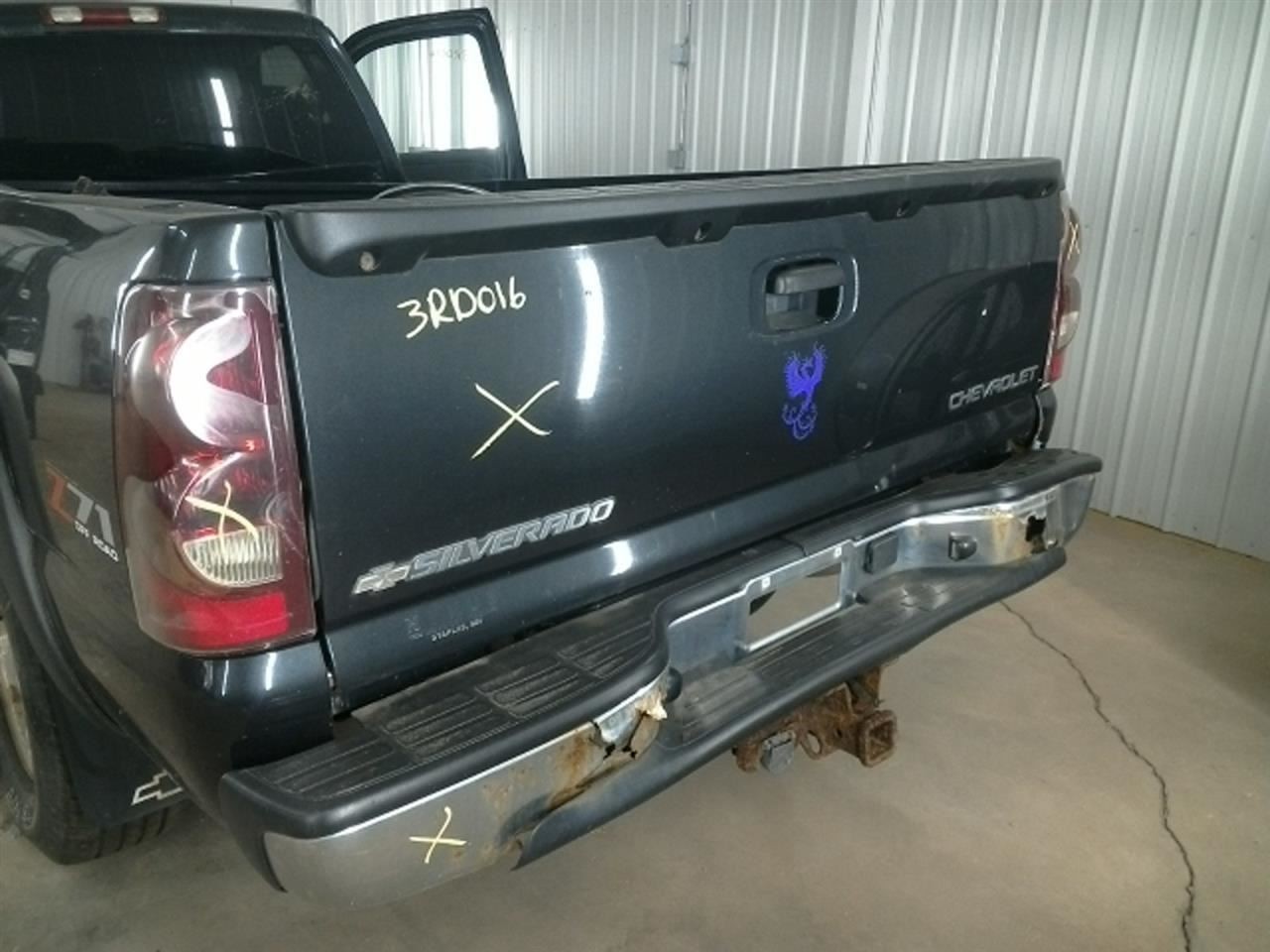SLVRADO15 2003 Owners Manual 104830373