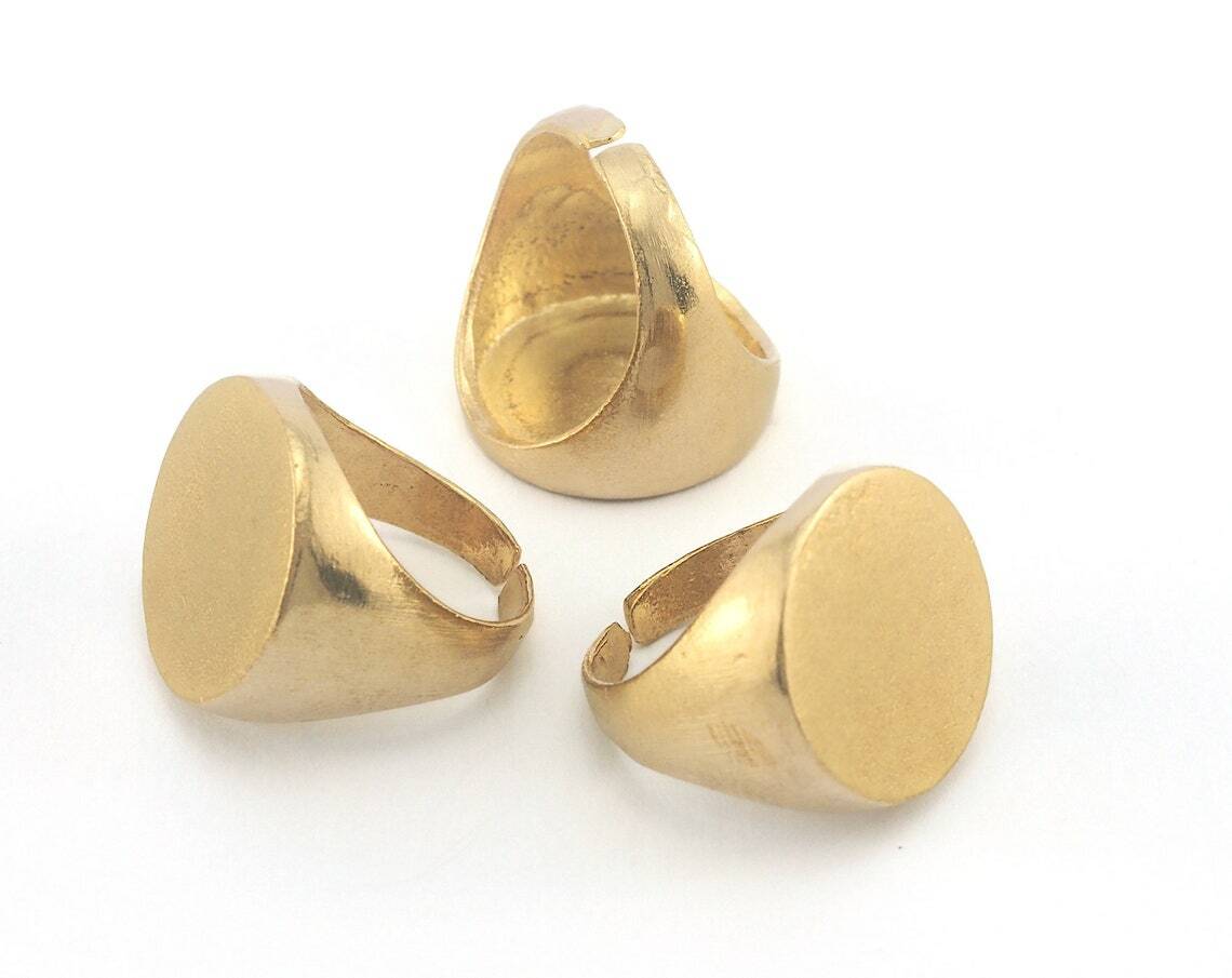 Signet Ring Circle Adjustable Ring Blank - raw brass 18mm 8US inner size 3680