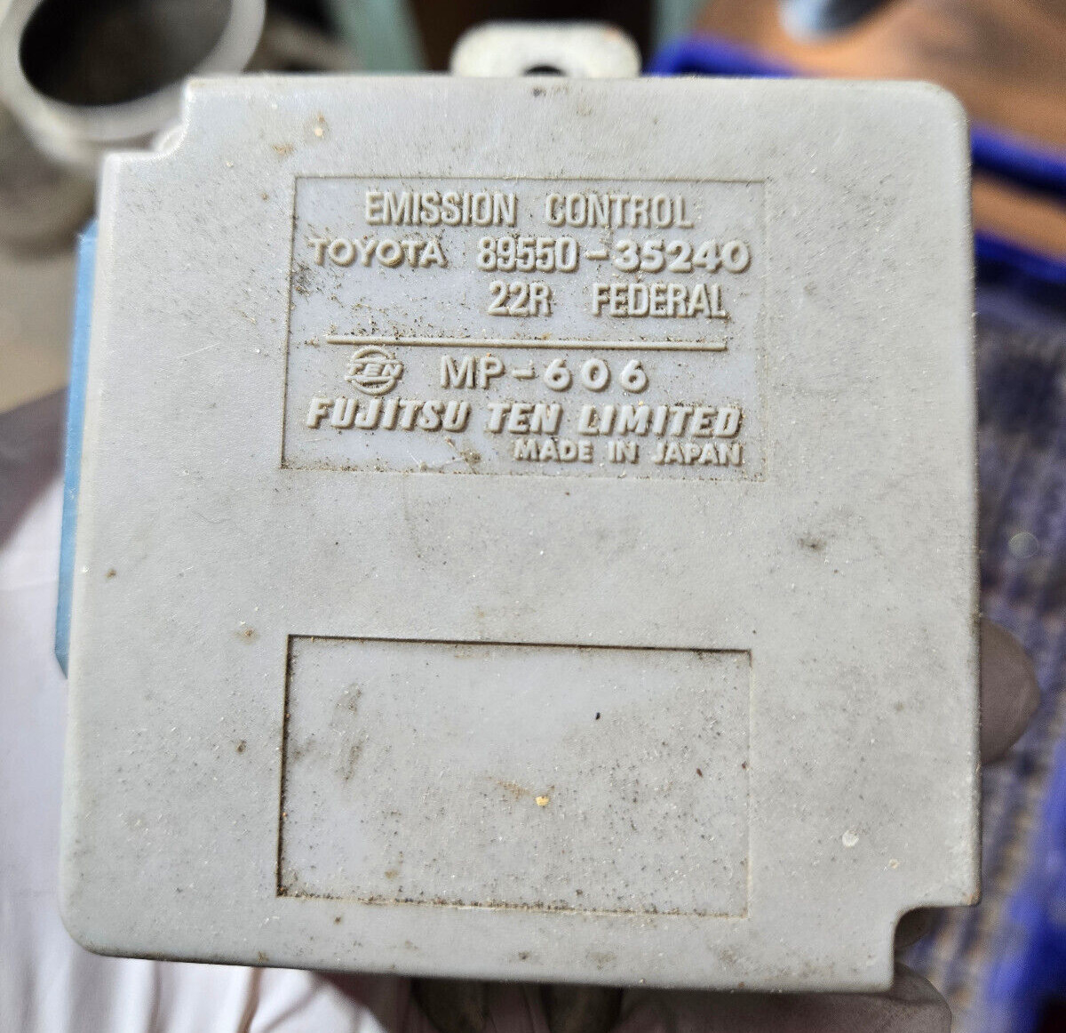 84-88 Toyota 4Runner Celica Truck 22R Emission Control Computer 89550-35240 22RE