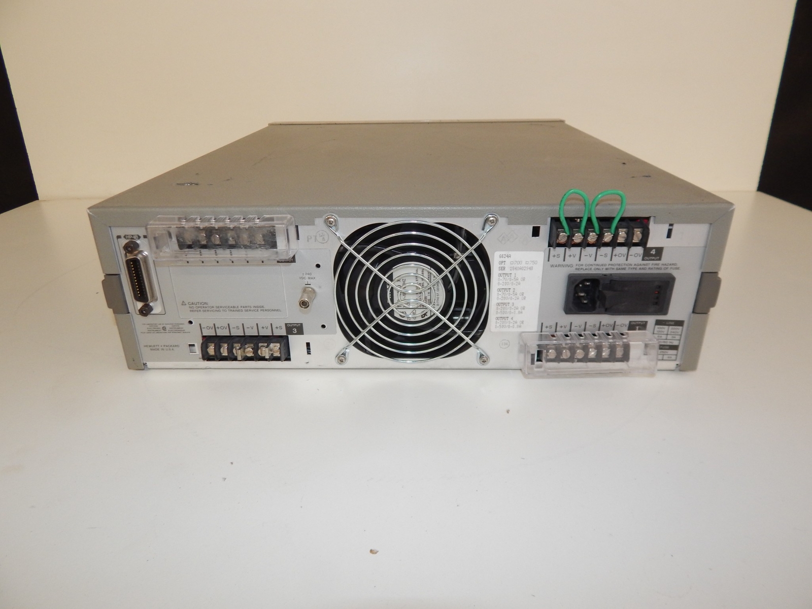 HP HEWLETT PACKARD 6624A SYSTEM DC POWER SUPPLY (YLH96)