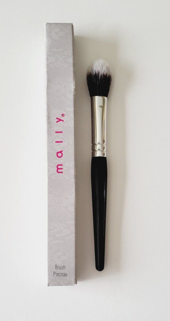 MALLY Round Synthetic Concealer Brush For Flawless Makeup Application NEW