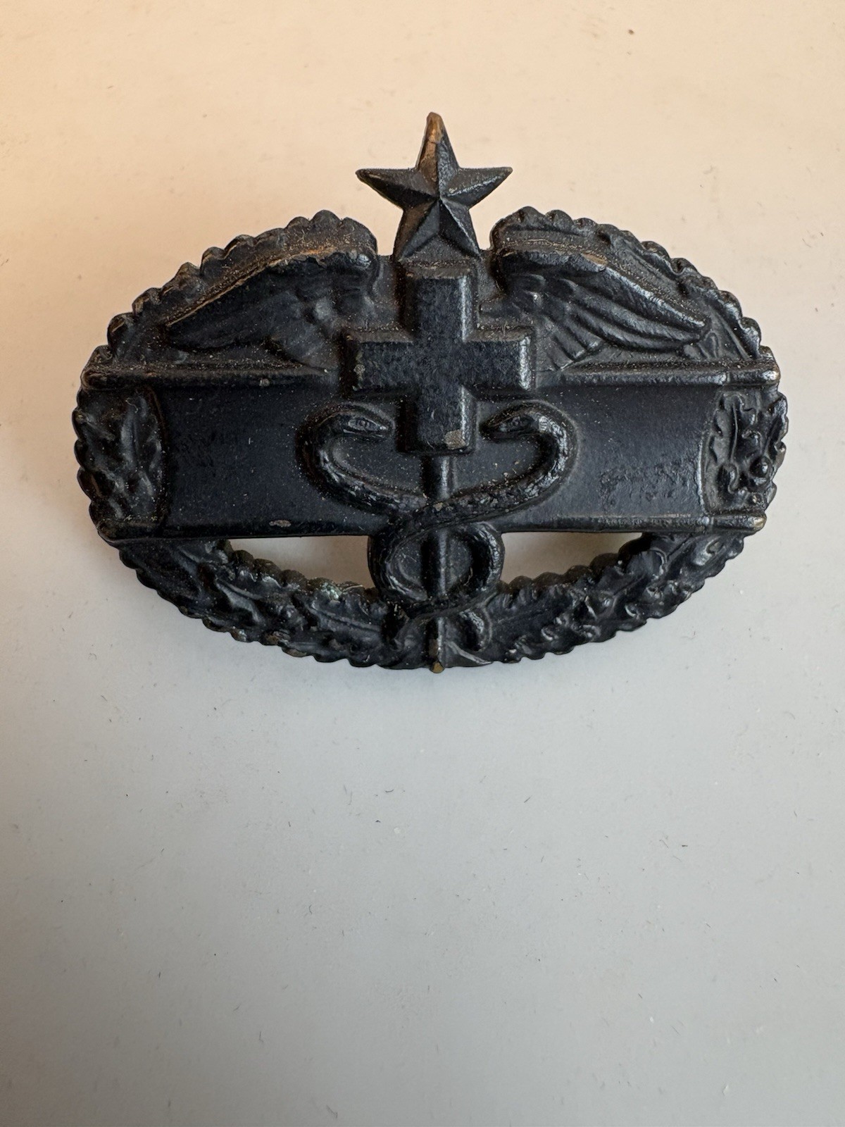 U.S. Army Combat Medical Badge 2nd Award Subdued Black Metal Pin KREW G-1