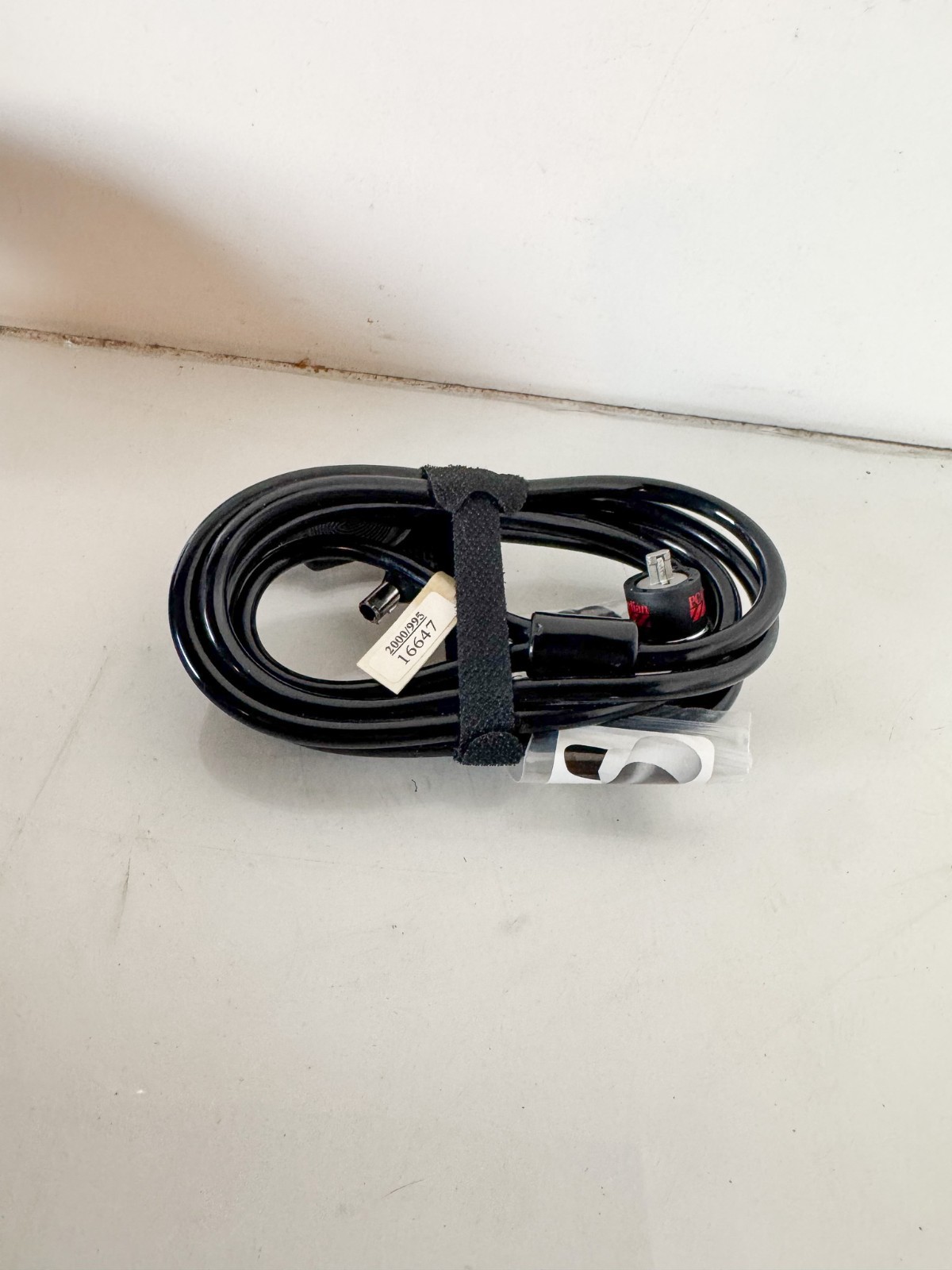 PC Guardian Keyed Security Cable Notebook Desktop Lock with Case (EL22MEDIA)