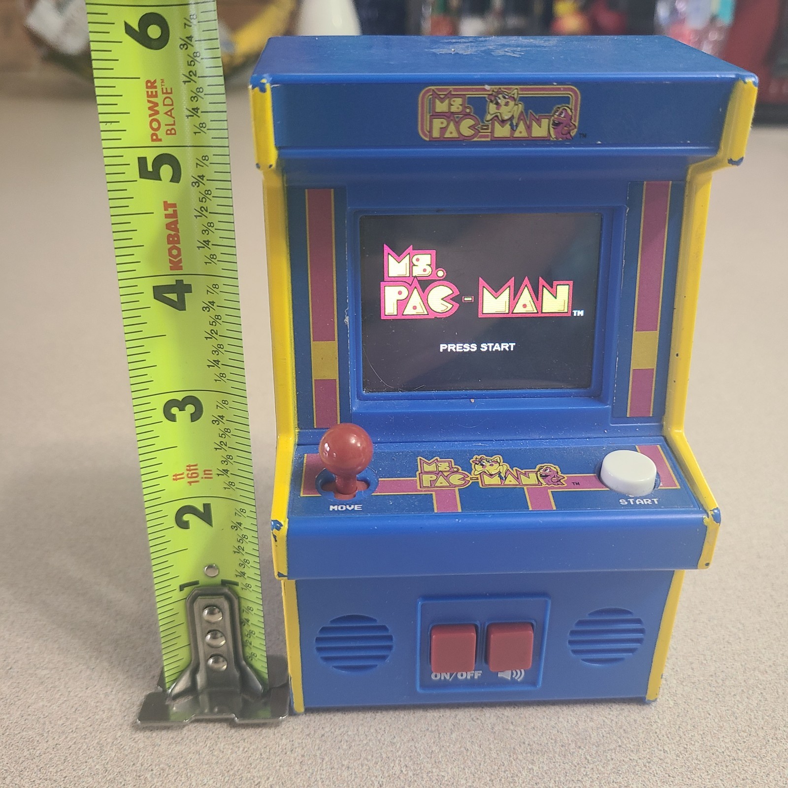 Arcade Classics Ms.Pac-Man Hand Held #09615 Retro Mini Arcade Game 2018
