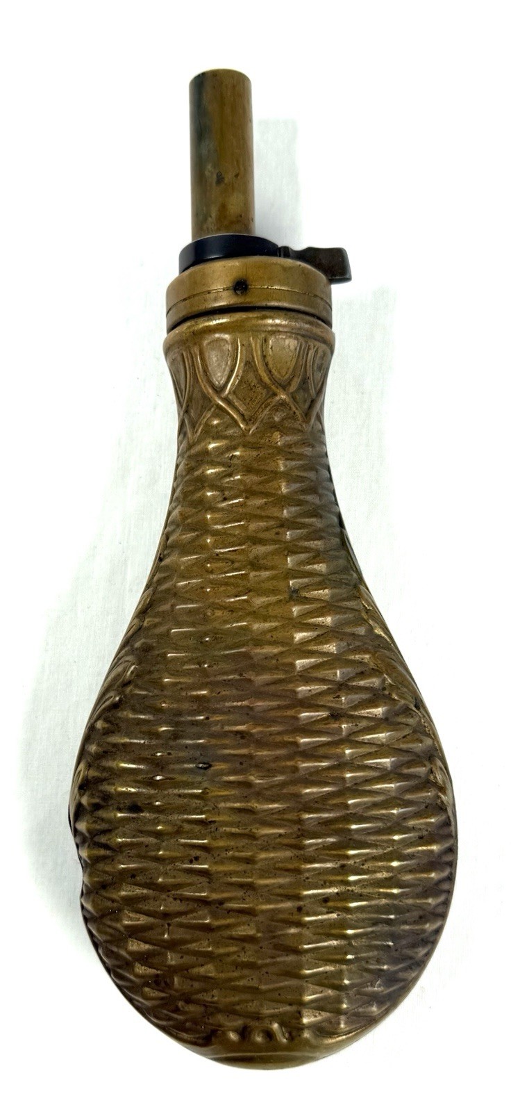 Antique 1800s-Early 1900s Basket Weave Pattern Flintlock Musket Powder Flask