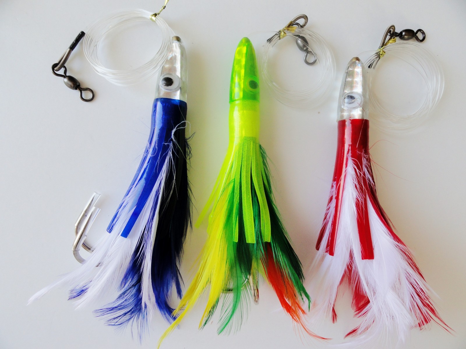 3 Pieces 6" Rigged tuna Feathers Trolling Saltwater Fishing lures - 3 Colors