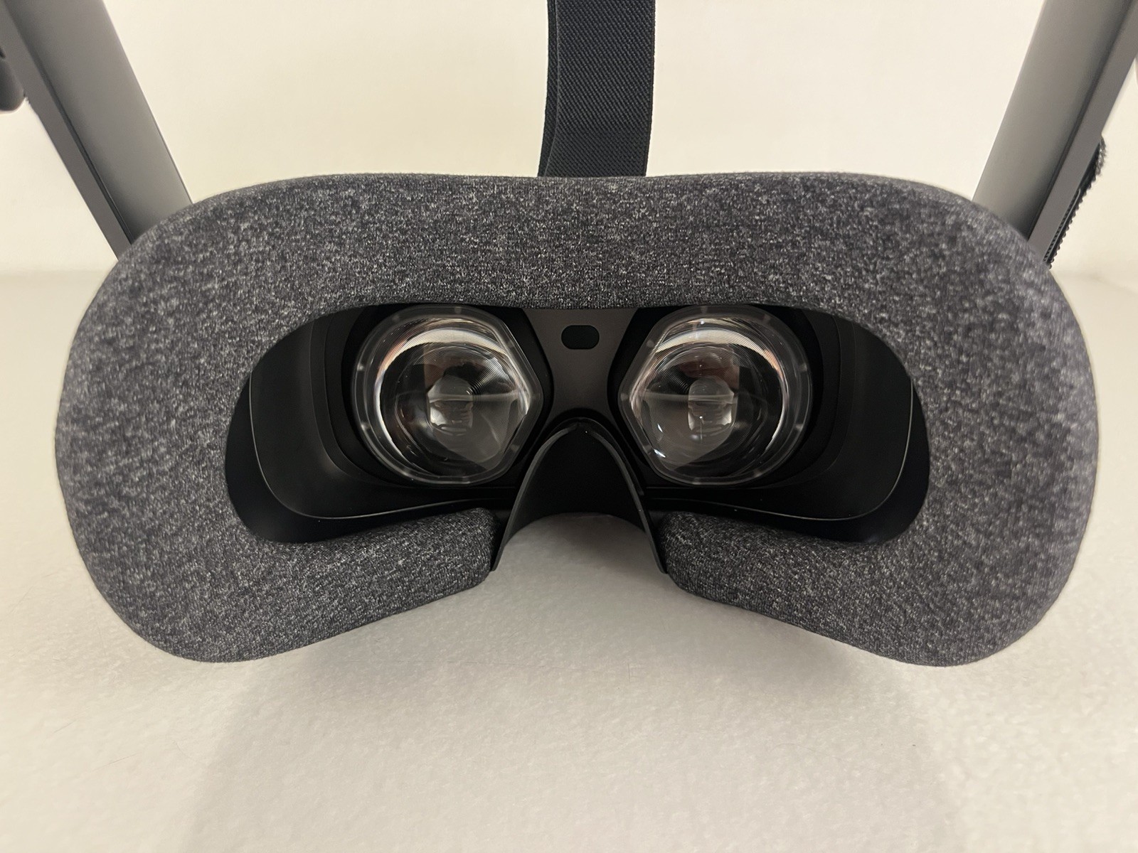 HP Reverb G2 V2 Wired VR Headset - Complete w/ Original Box! V2 MODEL