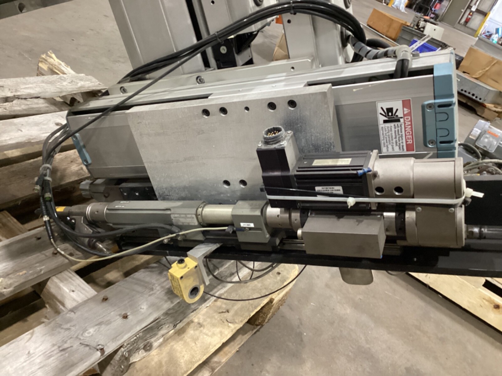 Yamaha HXYX ROBOT #482JMFML