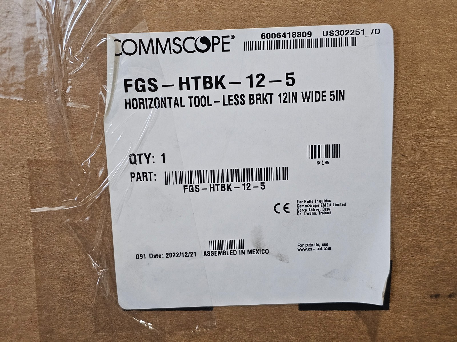 CommScope FGS-HTBK-12-5 12in Horizontal Tool-less Bracket for 4x12in System