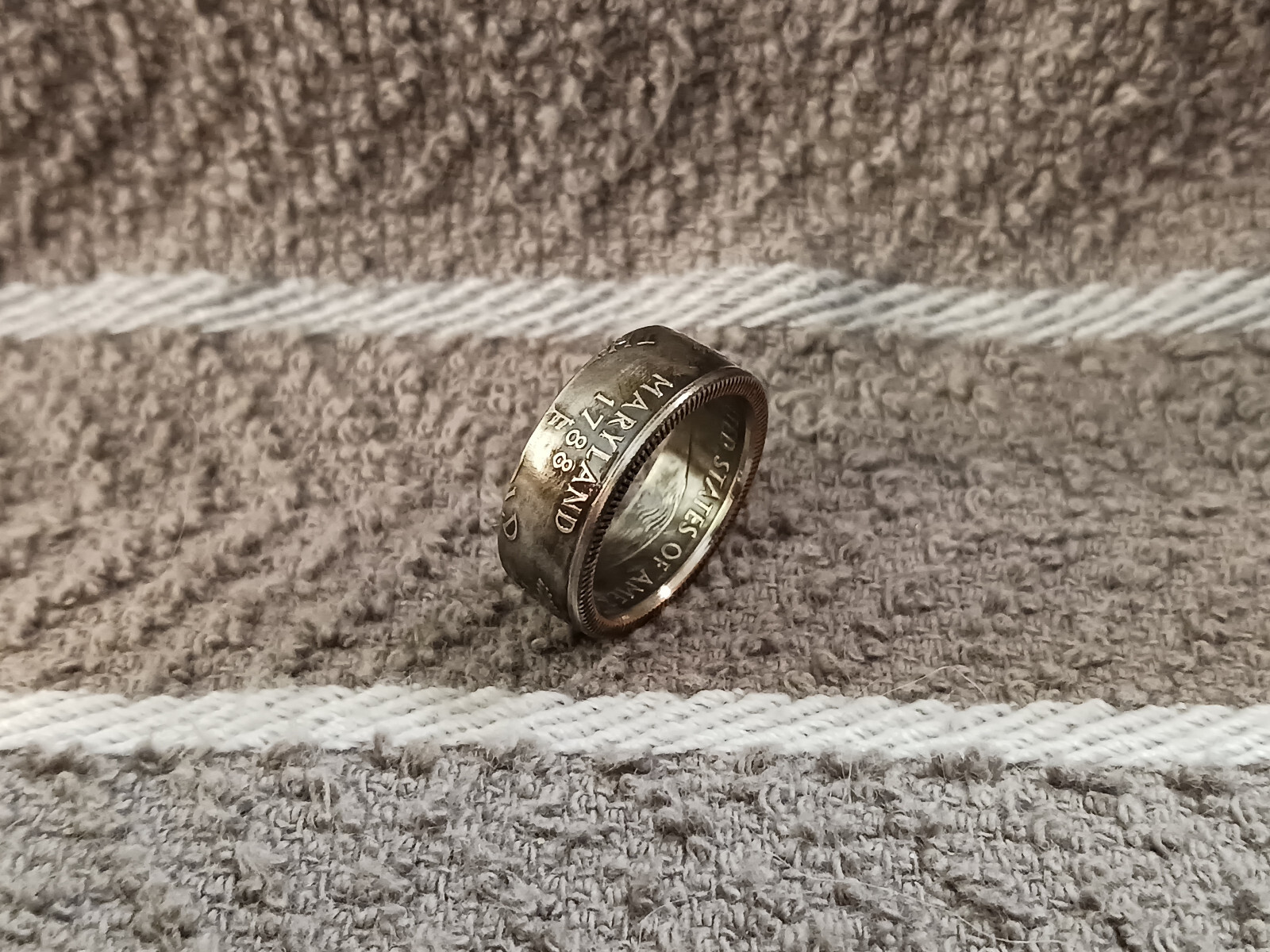 Maryland Handcrafted Washington Quarters coin ring, size 6  2002
