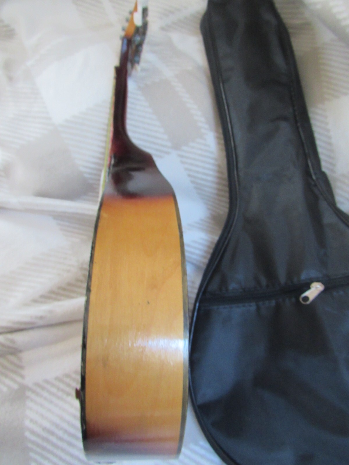 MANDOLINO