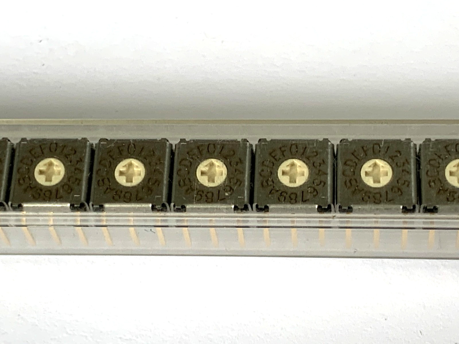 Coded Rotary Switch 16 pos, R7H3-16RA-V-B, Diptronics, 25mA, 24VDC, 2 Pack