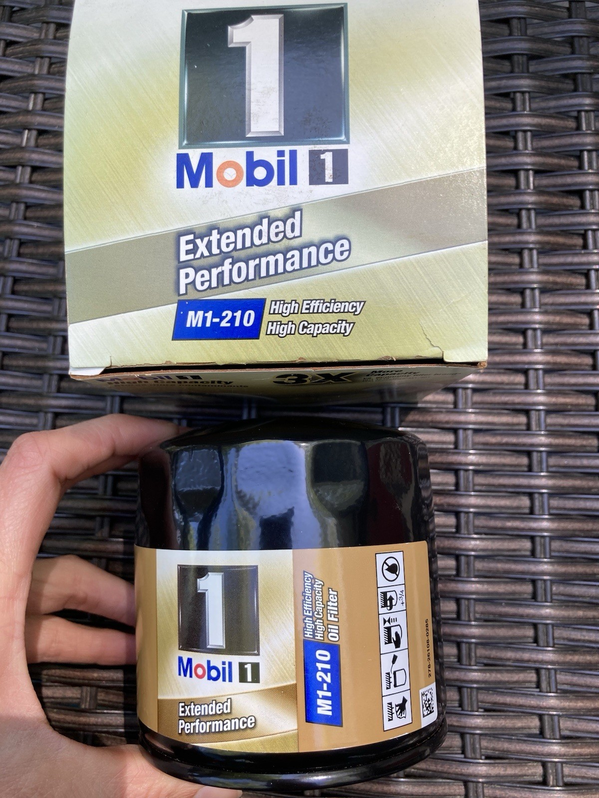 Mobil 1 Extended Performance Oil Filter M1-210 3x more capacity