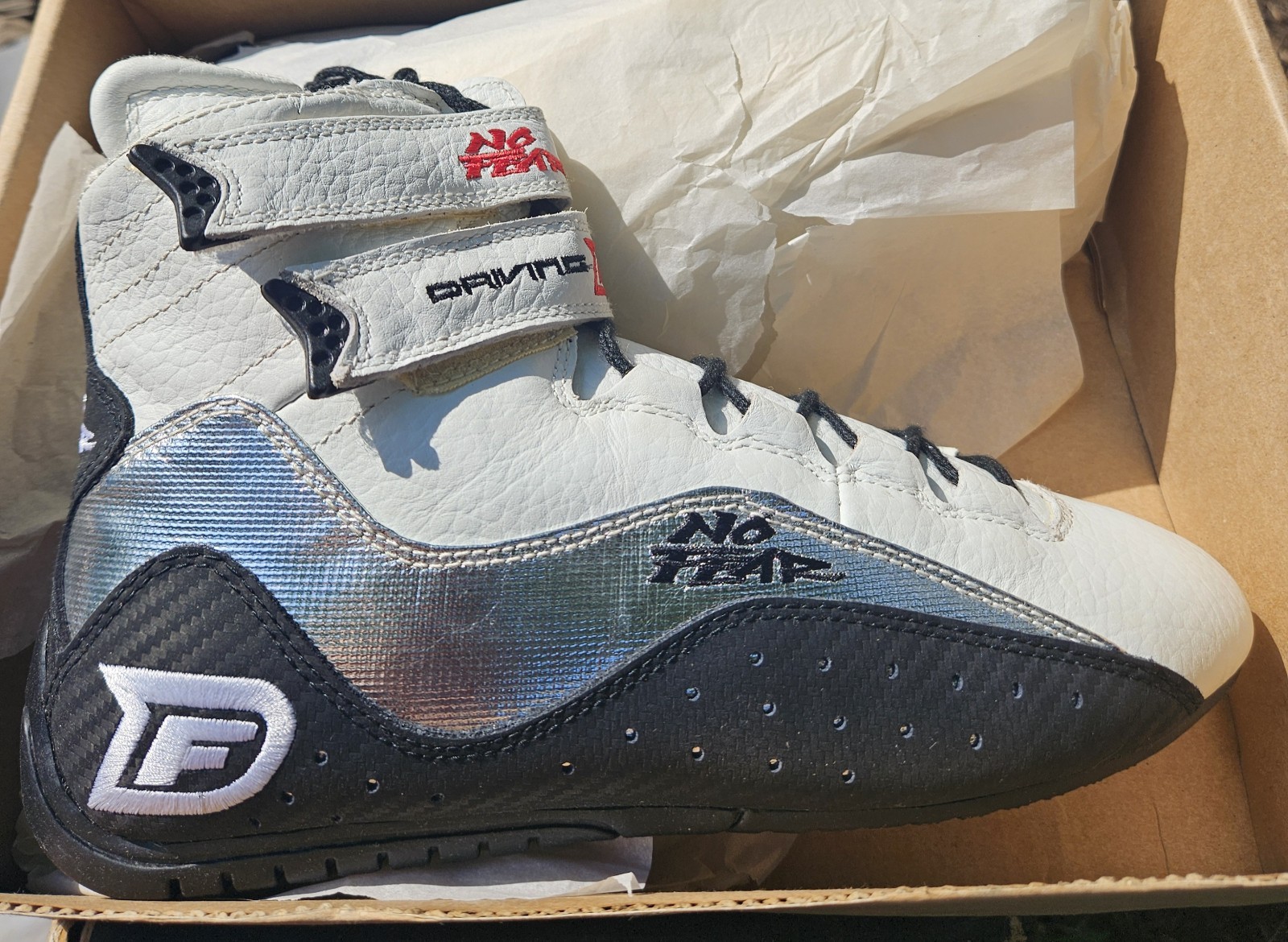NO Fear Driving Force "Draft" Racing Shoes Size 8.5 US, White