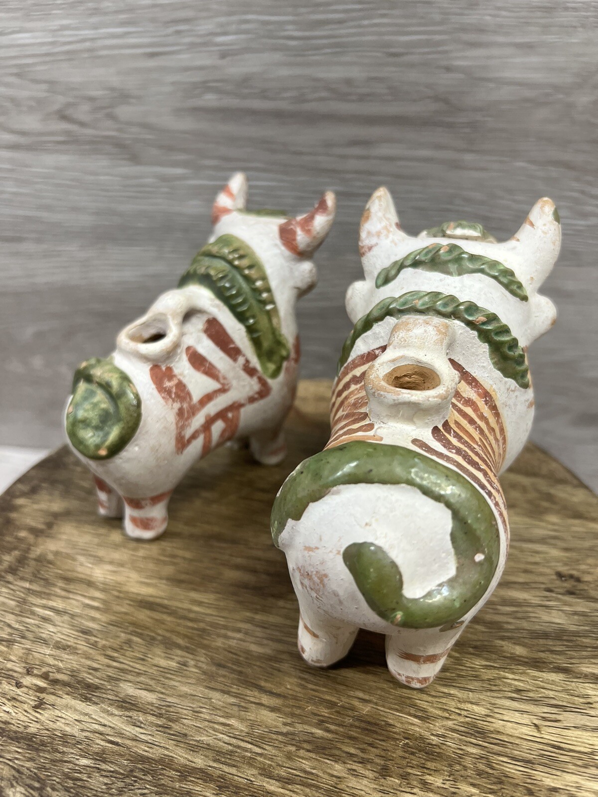 VTG Ceramic Peruvian Bull Figurine Handmade Painted Terracotta Clay Sculptures