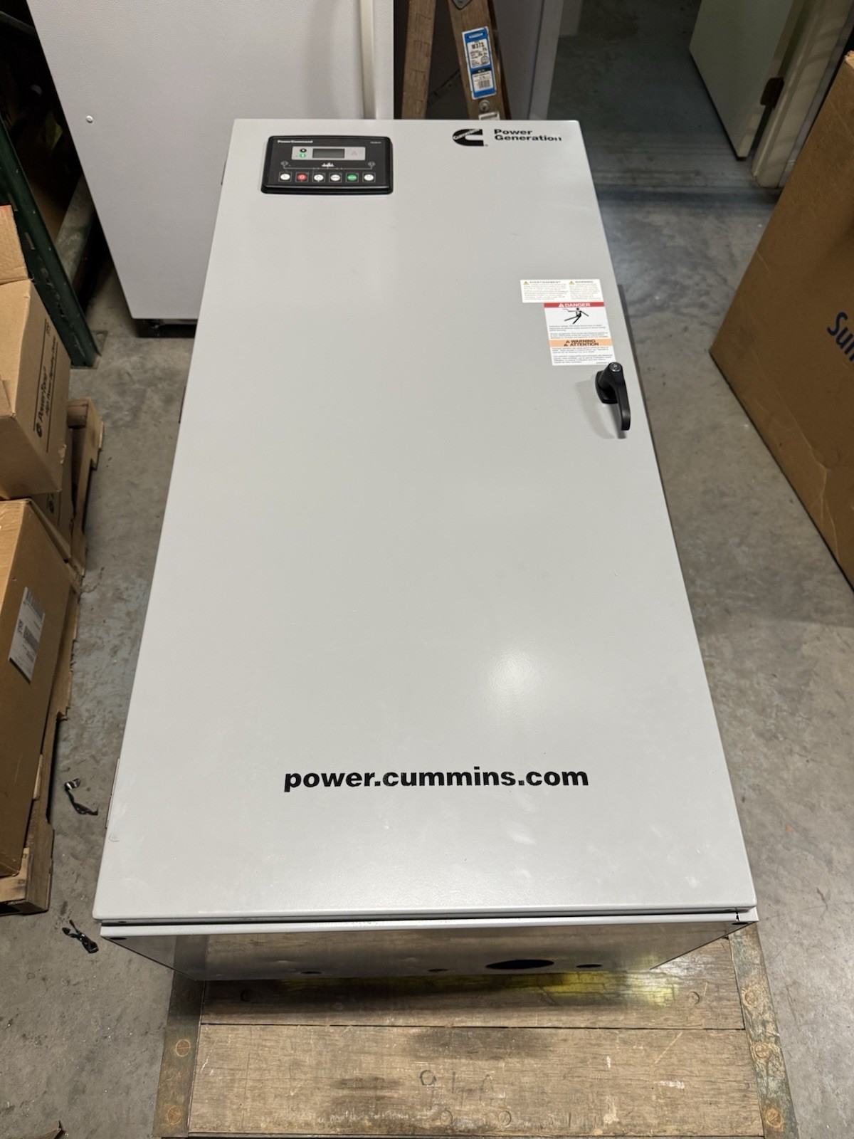 Cummins  Transfer Switch 400Amp Model  600AC 480/277 Volt 3 phase ATS NEMA 1
