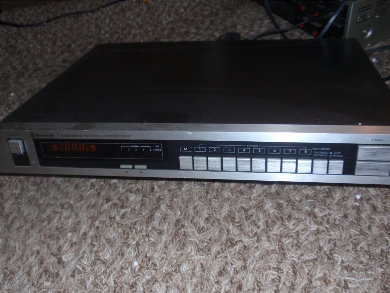 SHERWOOD S 6010 CP TUNER...STRONG  SIGNAL CAPACITY VINTAGE SLIM LINE...NICE