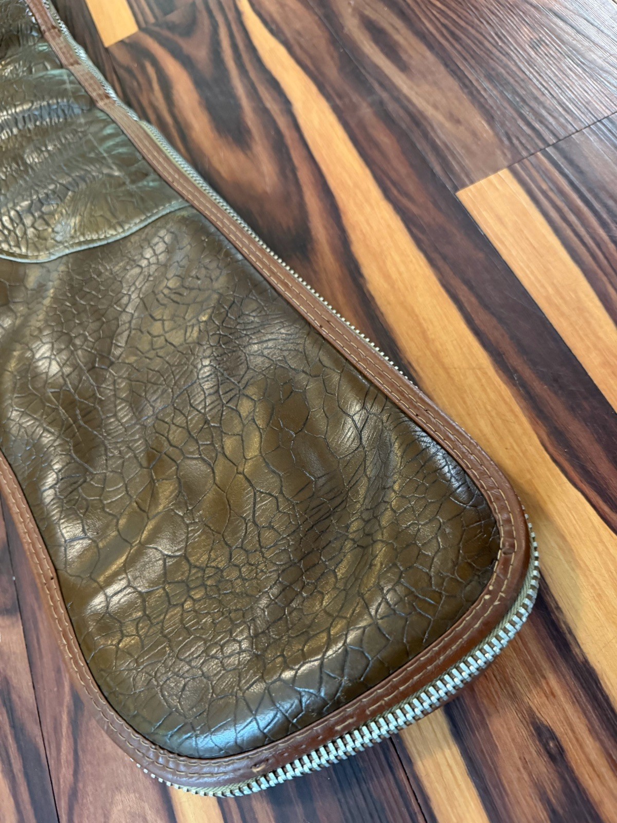 Vintage Rifle Case 52” Long Boyt Crocodile Alligator Pattern Soft Fur Lining