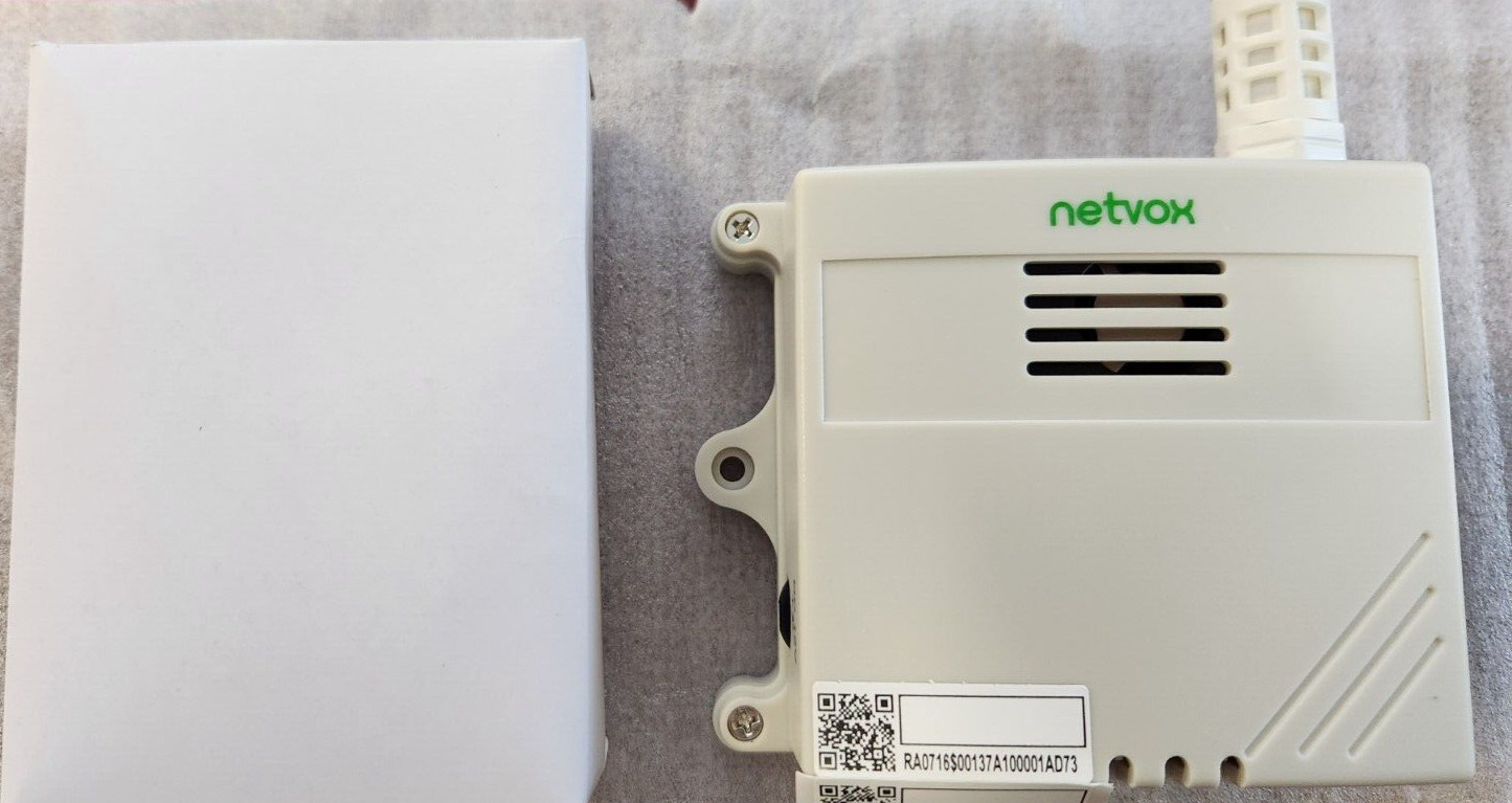 NEW Netvox RA0716 LoRaWAN wireless Temp/Humidity/PM2.5 Sensor