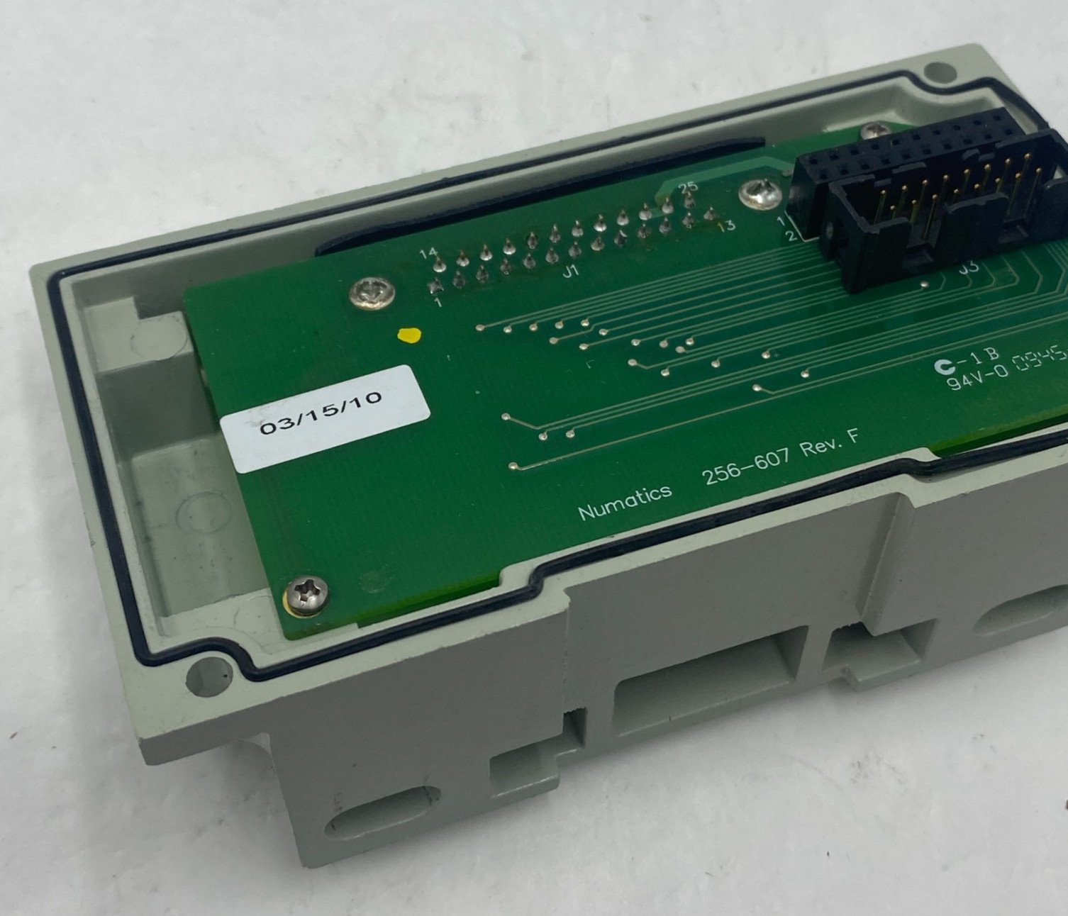 NUMATICS 256-607 REV F CIRCUIT BOARD MANIFOLD END CAP