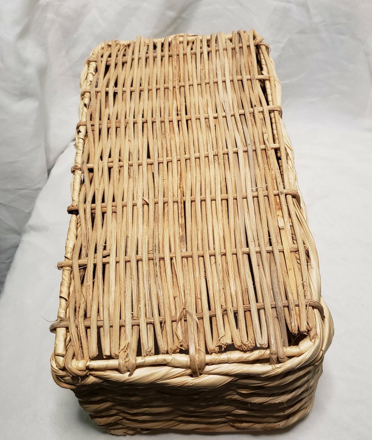 Beautiful Wicker Basket with Ceramic Tiles Floral Decor Philippines