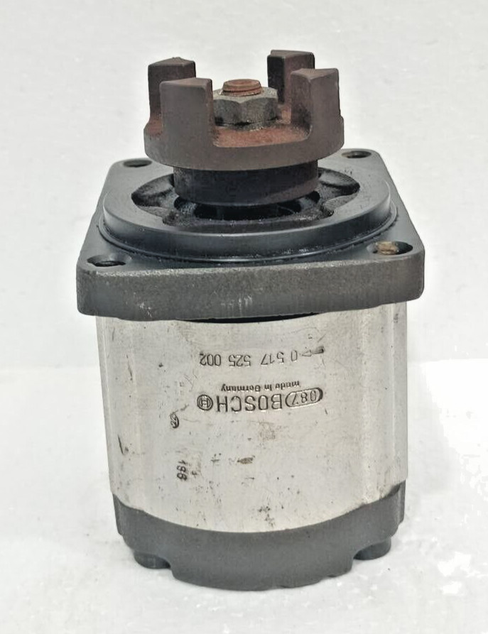 BOSCH 0517525002 HYDRAULIC GEAR PUMP USED FAST SHIPPING