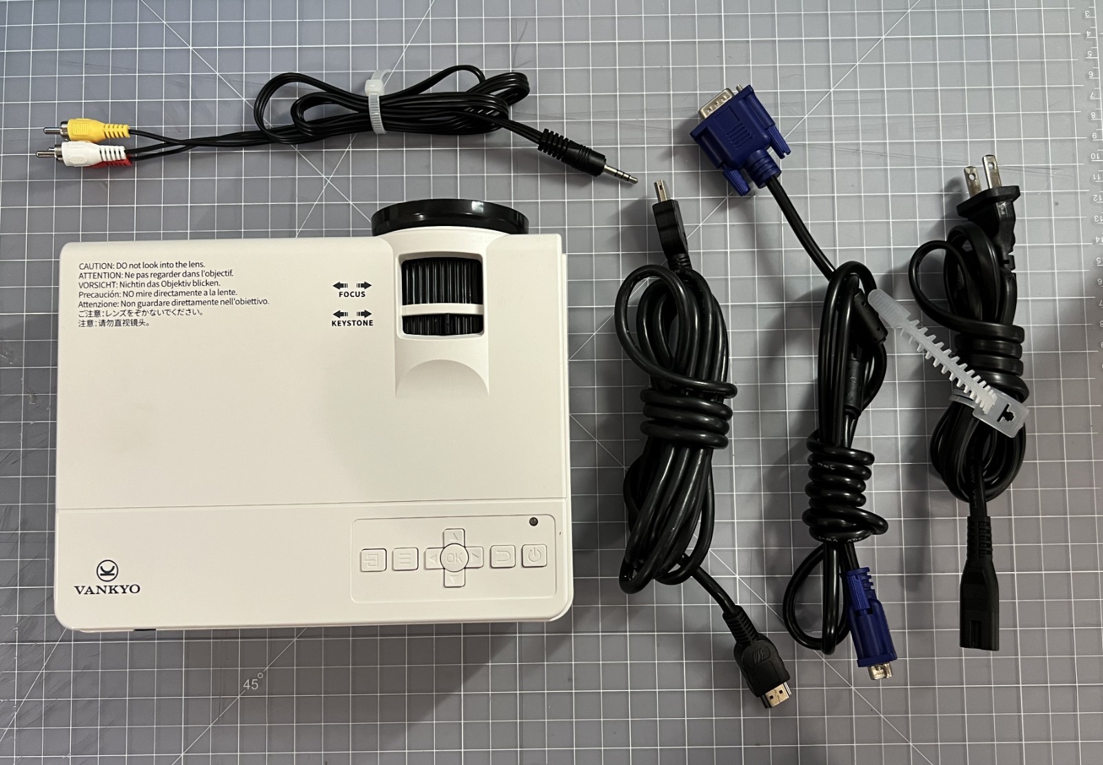 VANKYO Leisure 3 Projector Model Q5 LED HDMI USB VGA Tested Working
