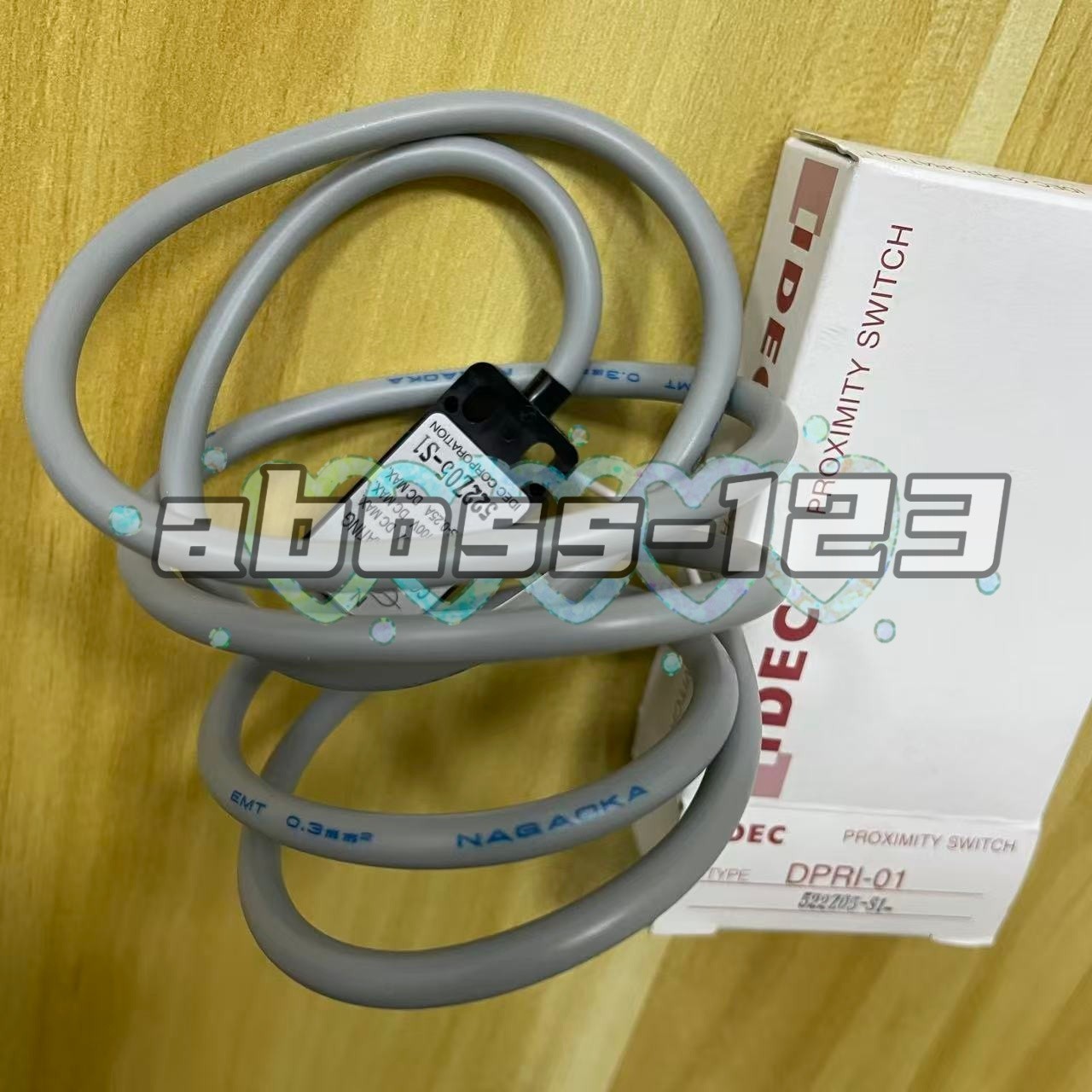 IDEC DPRI-01 Proximity Switch#1pcs New In Box